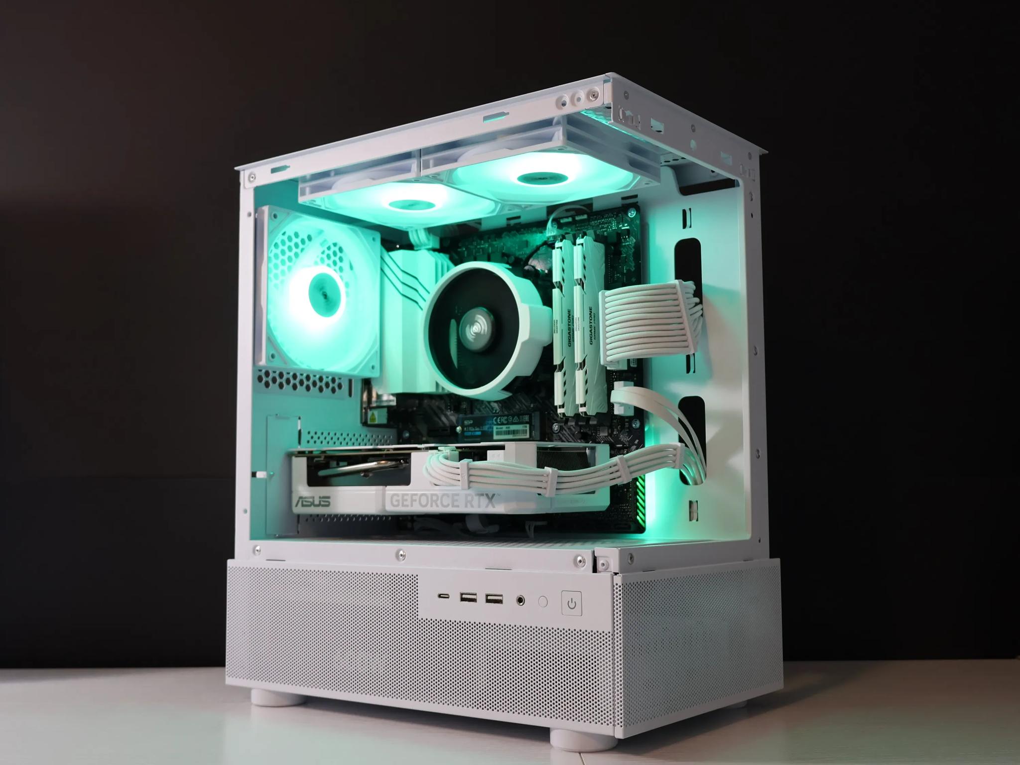 🧊FROSTED🧊 Gaming PC | AMD Ryzen 5 5500 | 32GB | RTX 4060 | 1TB SSD | Win11 PRO | Wi-Fi