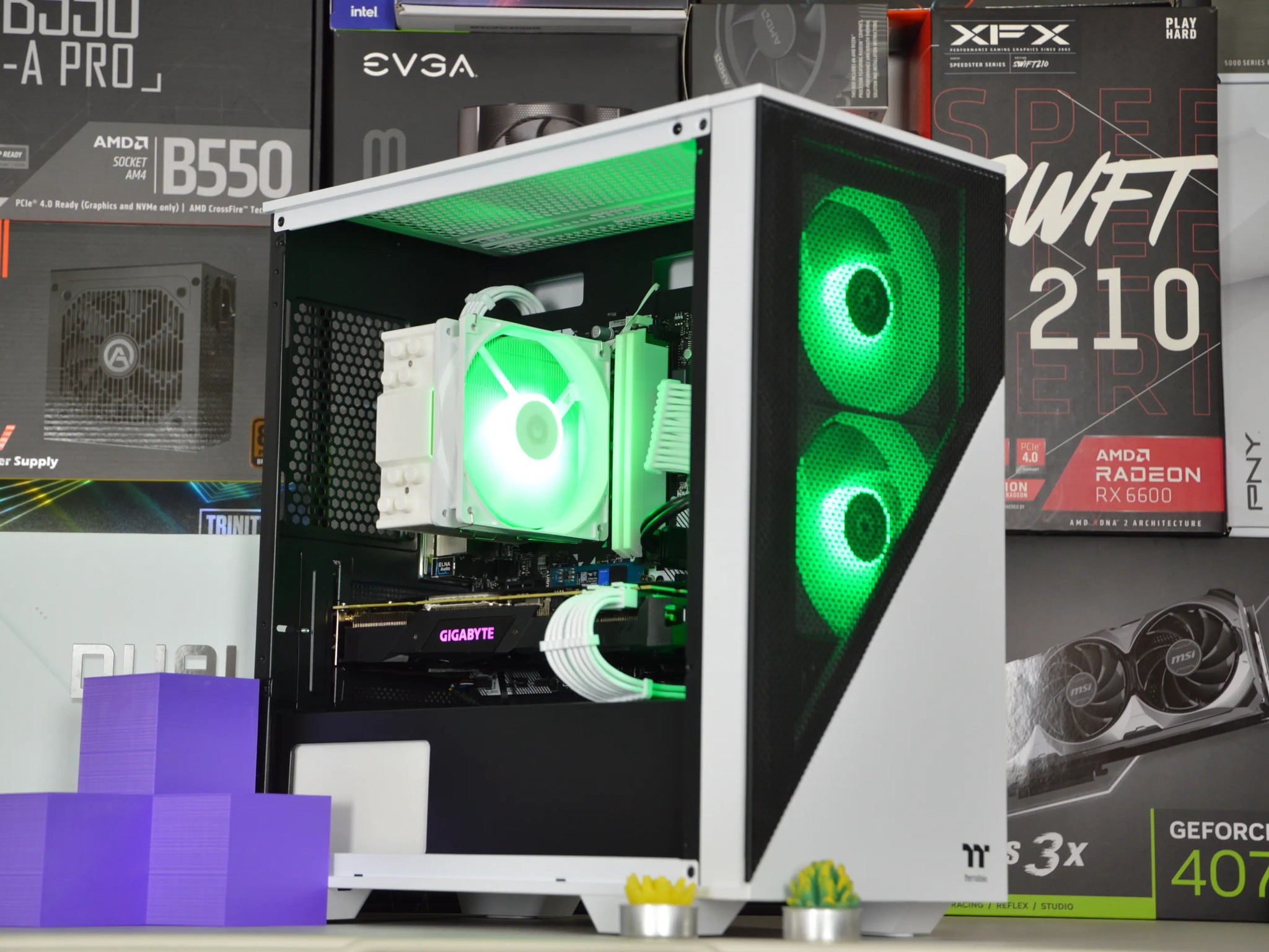 ⚪⚫| RTX 2080 8GB | RYZEN 5 5500 | 32GB DDR4 RAM | 1TB NVME SSD | The Divider |