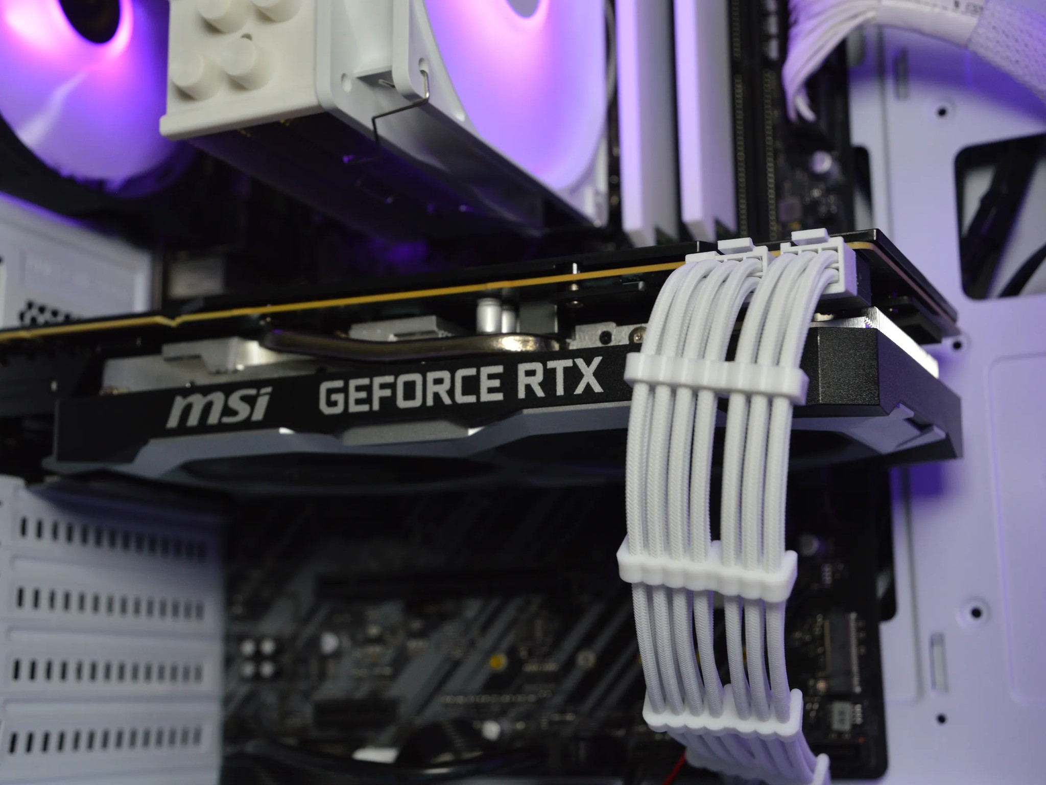 🔮☁️| RTX 2070 SUPER 8GB | INTEL i7-9700K | 16GB DDR4 RAM | 1TB NVME SSD | Plasma Cloud |