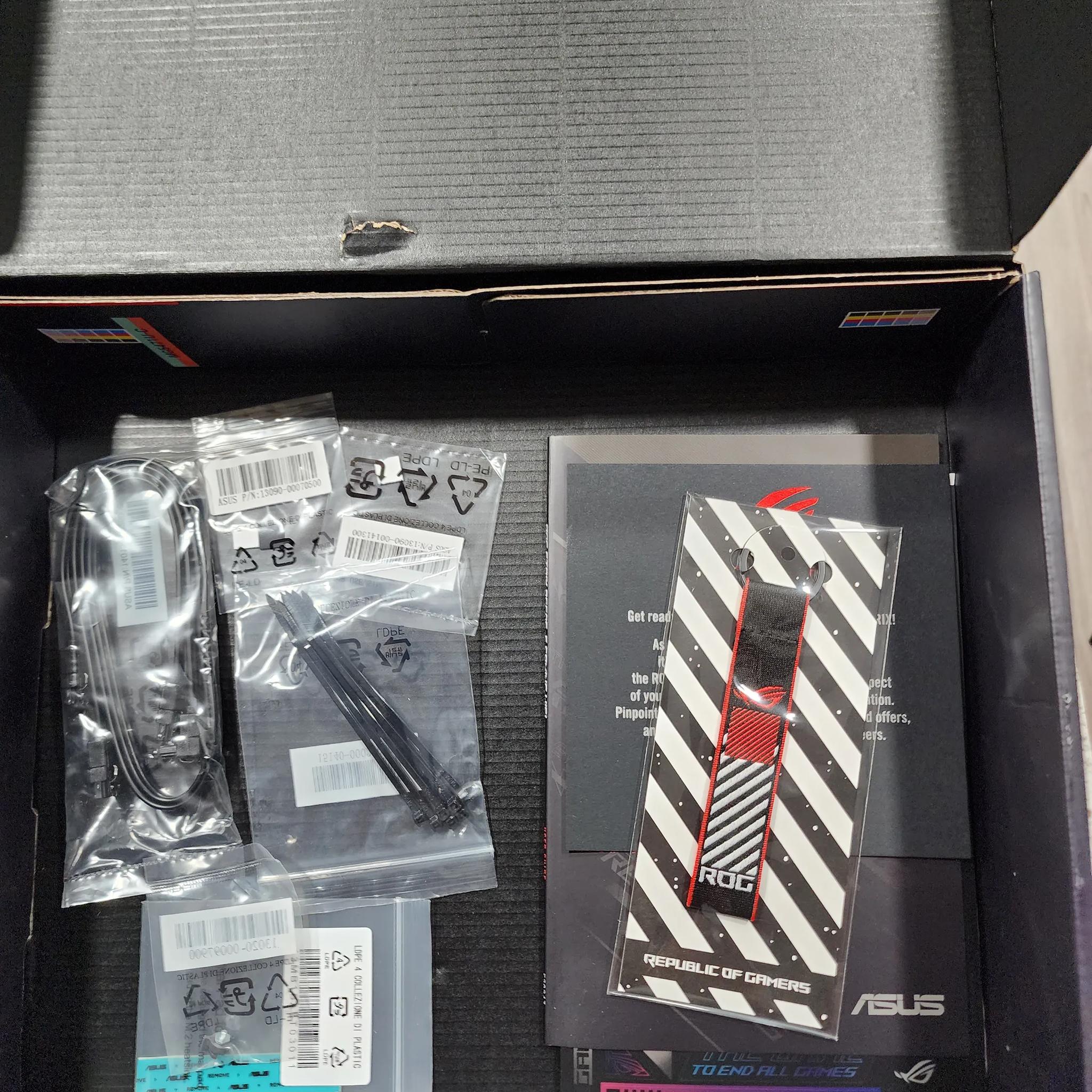 ASUS ROG Strix B650E-F Gaming WiFi