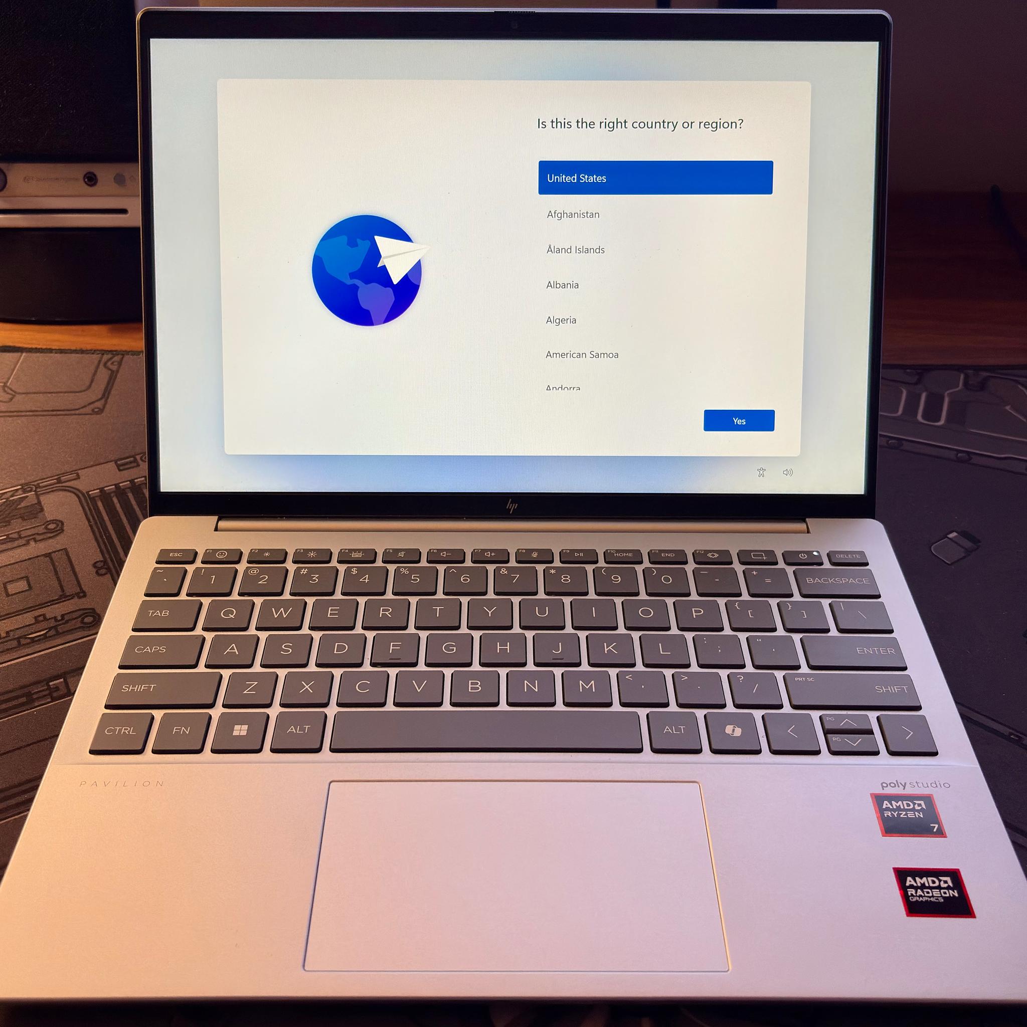 HP Pavilion Aero Laptop (13-bg0001nr) | AMD Ryzen 7 | 16GB DDR5 | 2TB SSD