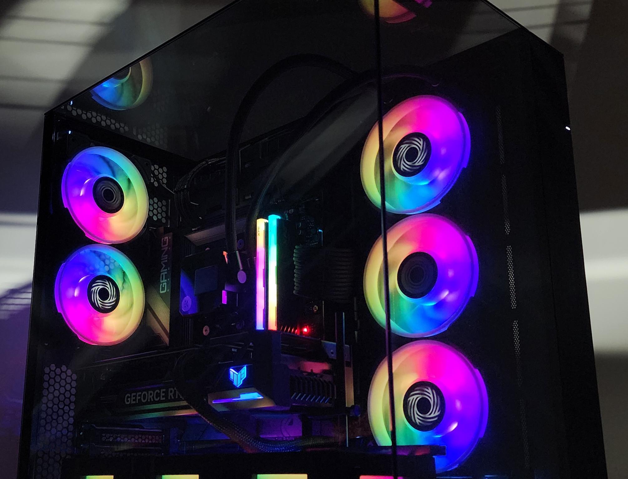 Gaming PC Ryzen 7 9700X 32GB RAM 1TB SSD RTX 4070 Ti SUPER 16GB Windows 11 Computer