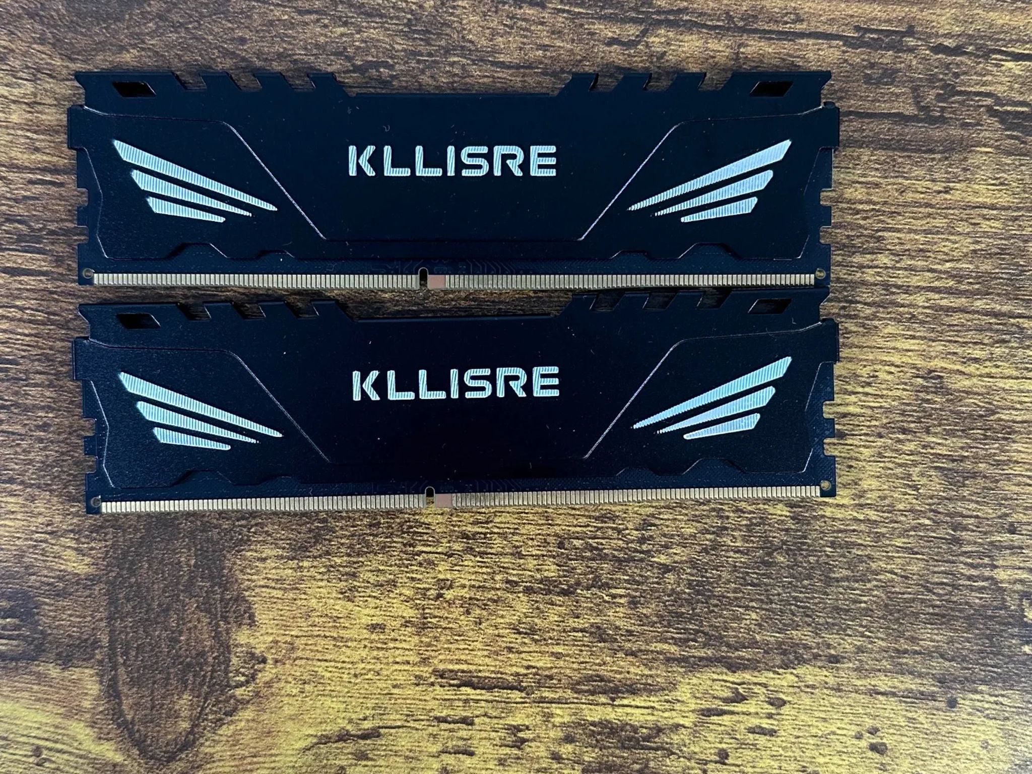 Kllisre 16GB (2x8GB) DDR4 3200MHz Desktop Memory READ DESCRIPTION