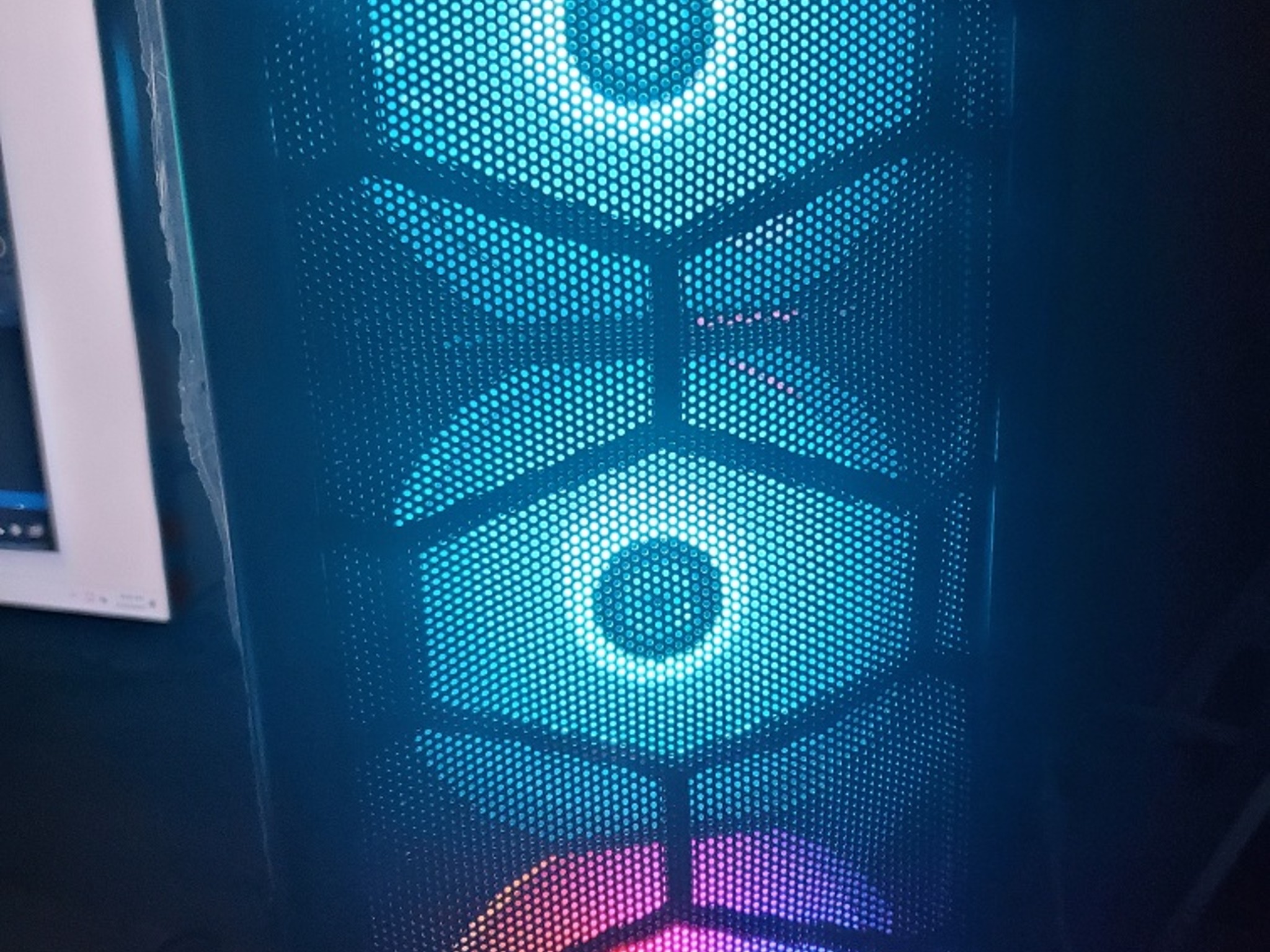 Affordable AM5 system w/ 32 GB DDR5