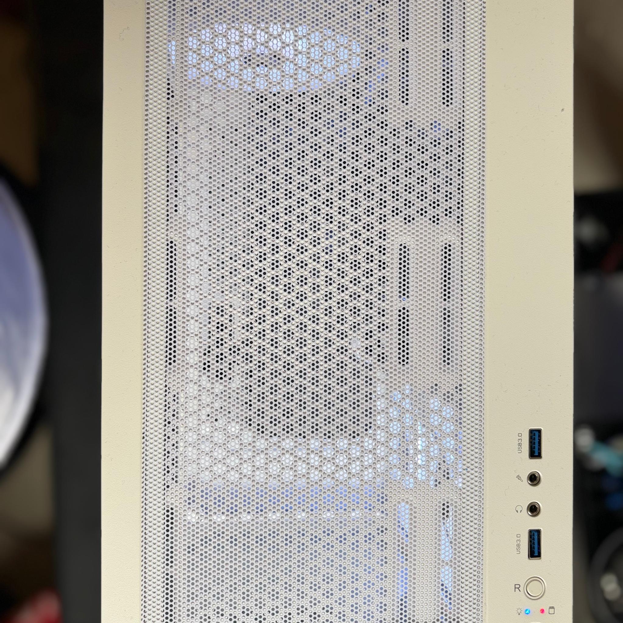 Perfect All White Gaming PC | GTX 1660 Super 6GB | Ryzen 5 2600 | 16GB DDR4 | 512GB SSD