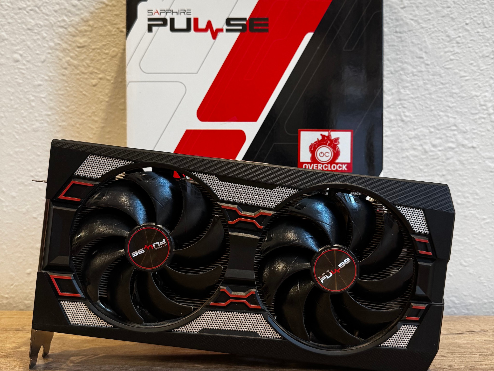 Sapphire PULSE Radeon RX 5700 XT