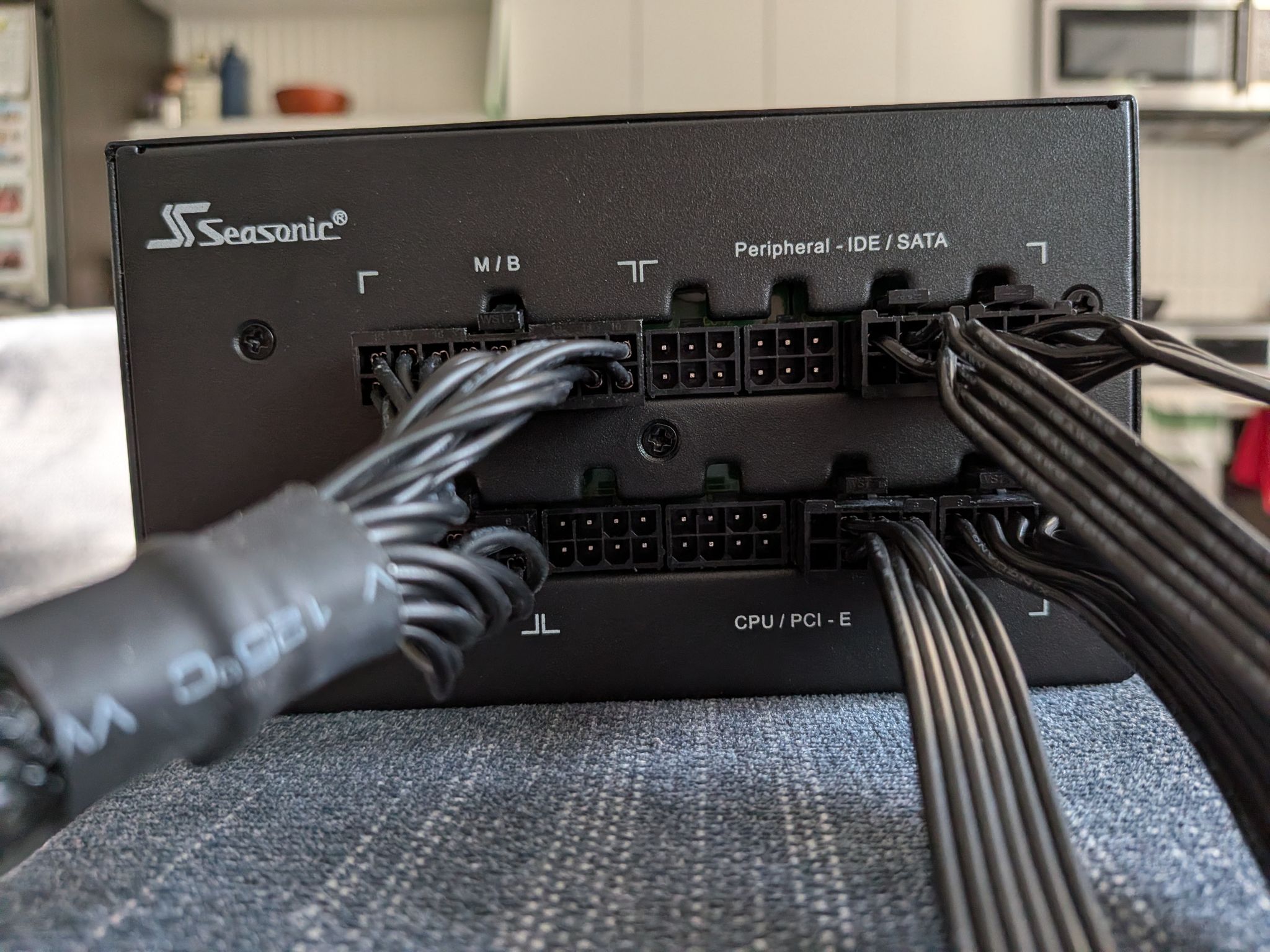 SeaSonic M12II 520 W 80+ Bronze Certified Fully Modular ATX Power Supply