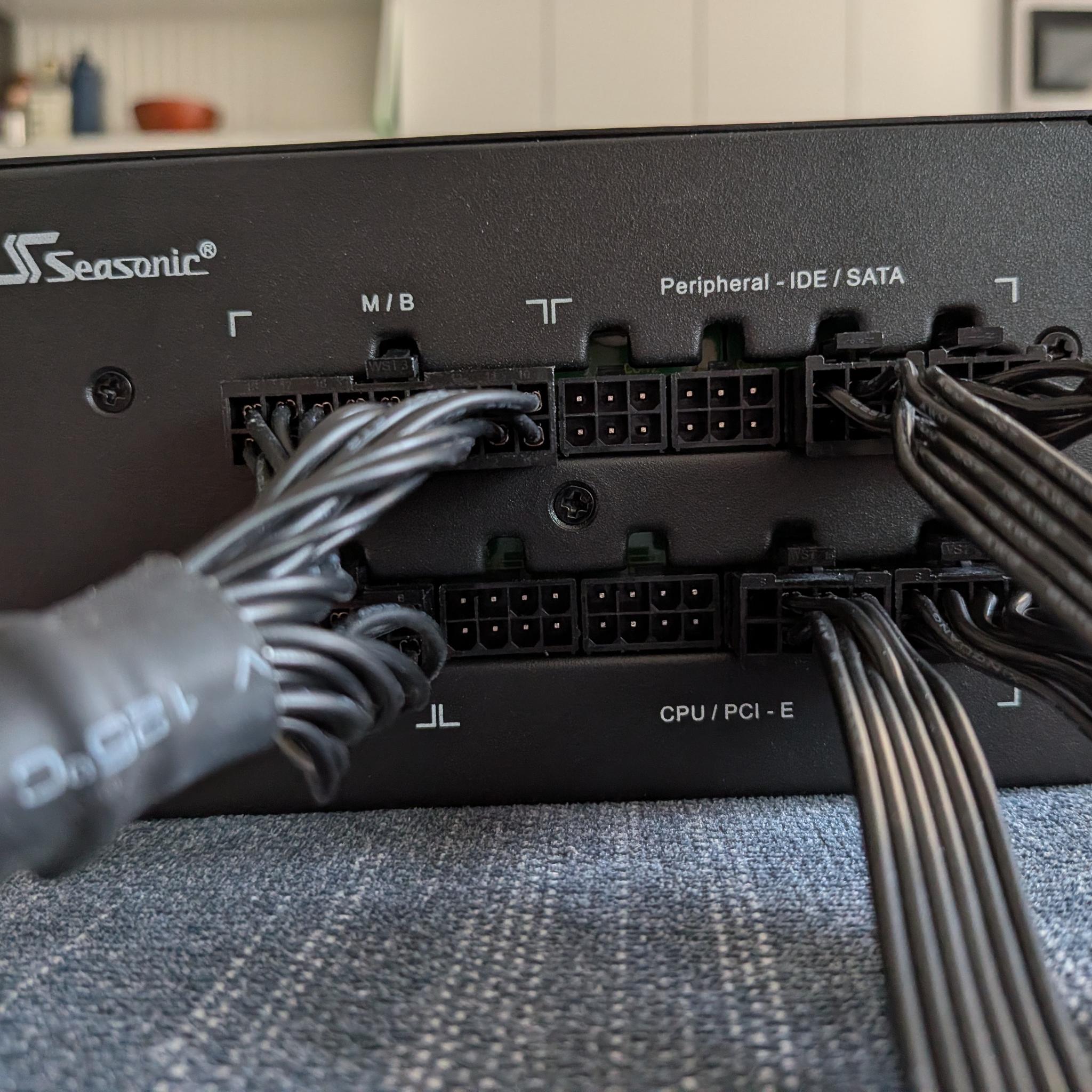 SeaSonic M12II 520 W 80+ Bronze Certified Fully Modular ATX Power Supply