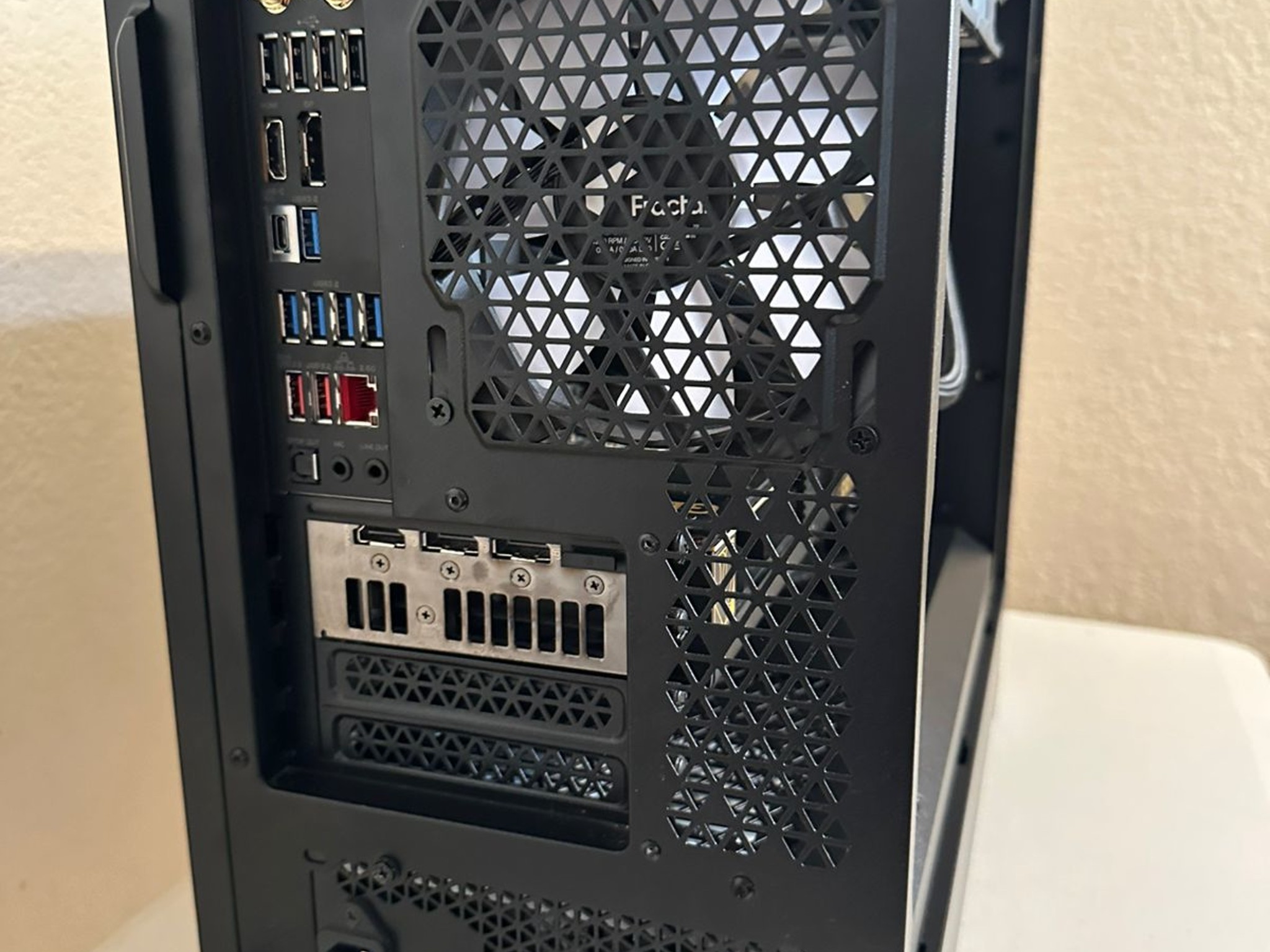 Gaming PC RTX 4080 + R7 7800X3D