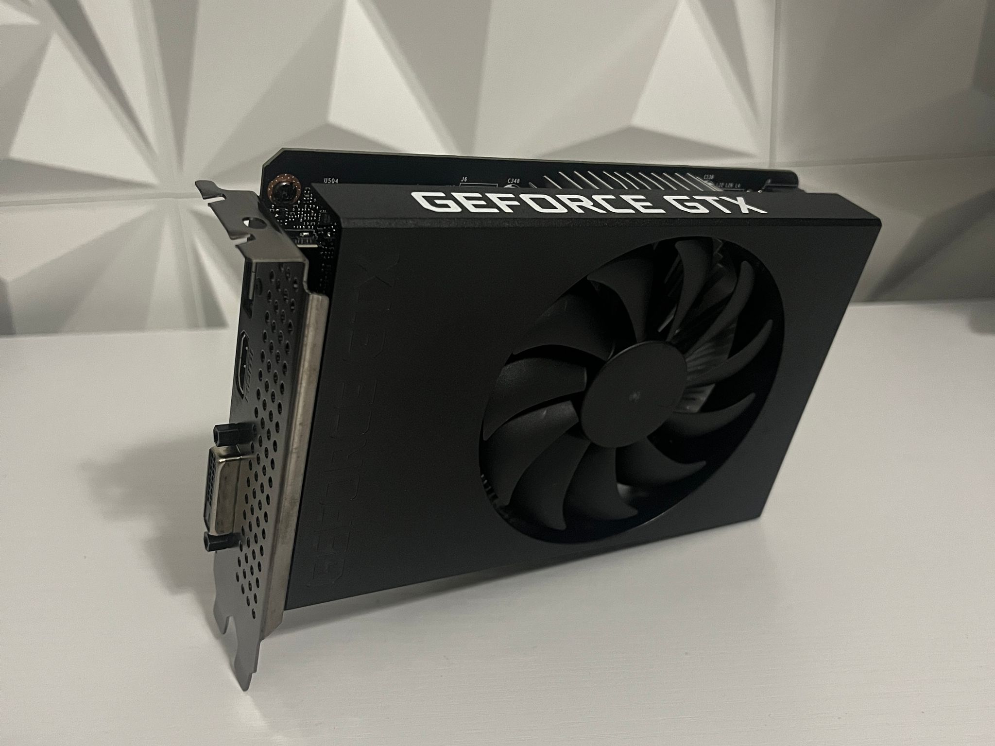 HP GeForce GTX 1650 SUPER 4GB