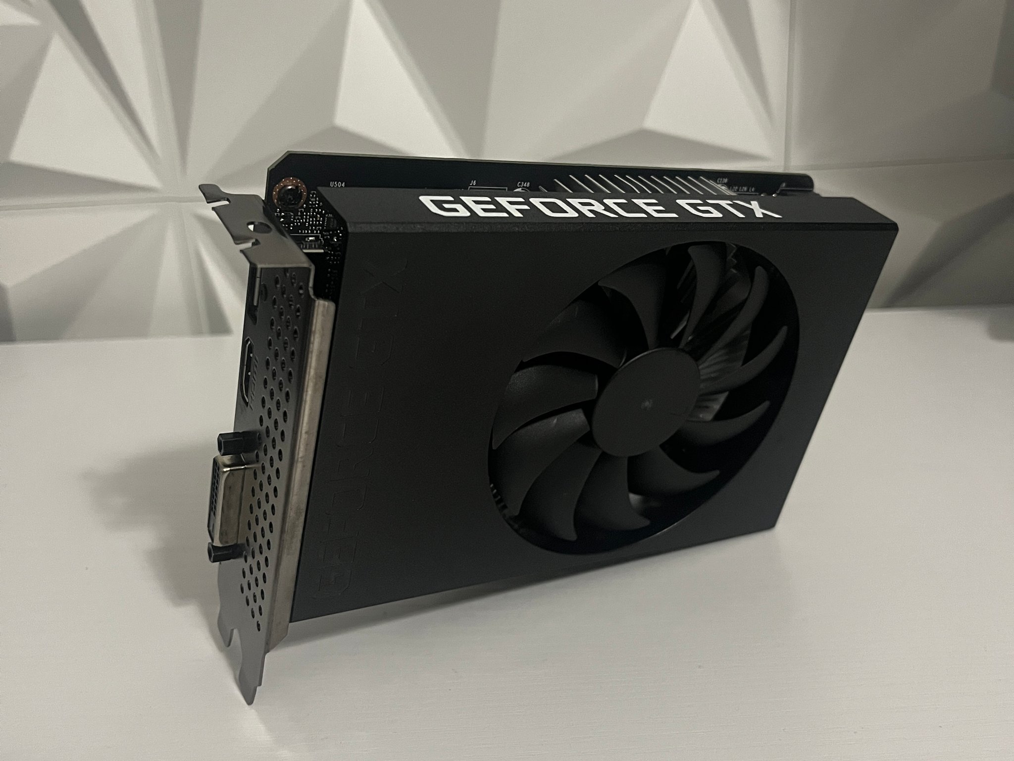 HP GeForce GTX 1650 SUPER 4GB