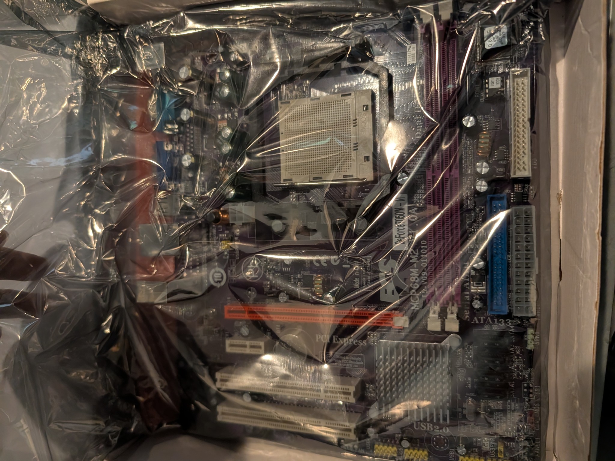 GeForce 7050M-M Motherboard