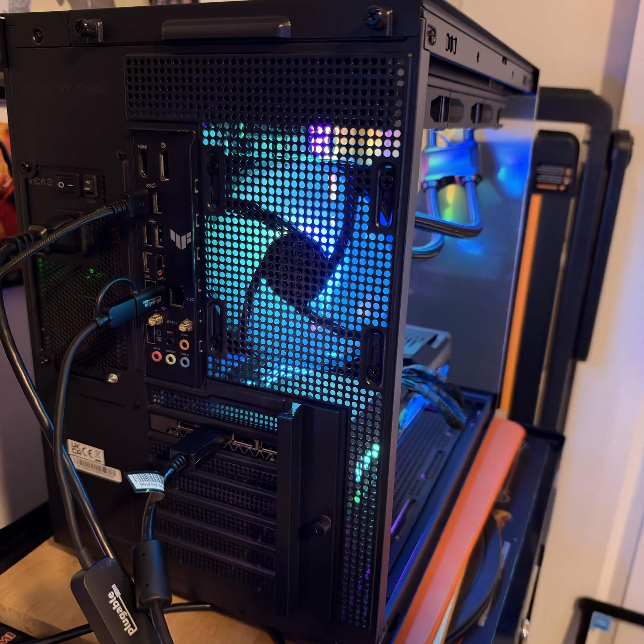 GeForce RTX 3070 Custom Gaming PC - Ryzen 7 7700, 16GB RAM, 1TB SSD