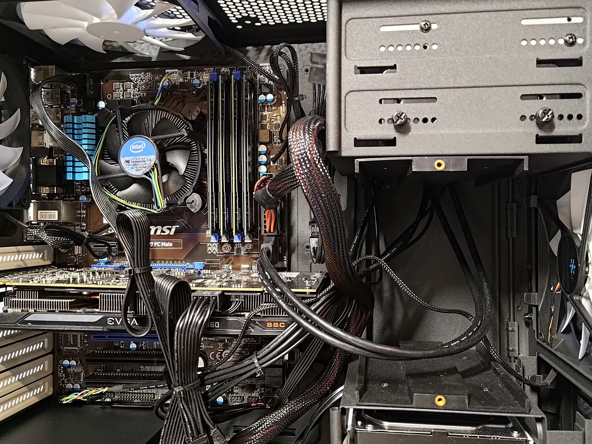 💸 Ultra Budget Fortnite Capable System 💸 | i7 4770k | GTX 960 | 24GB Ram | 480GB SSD / 500GB HDD