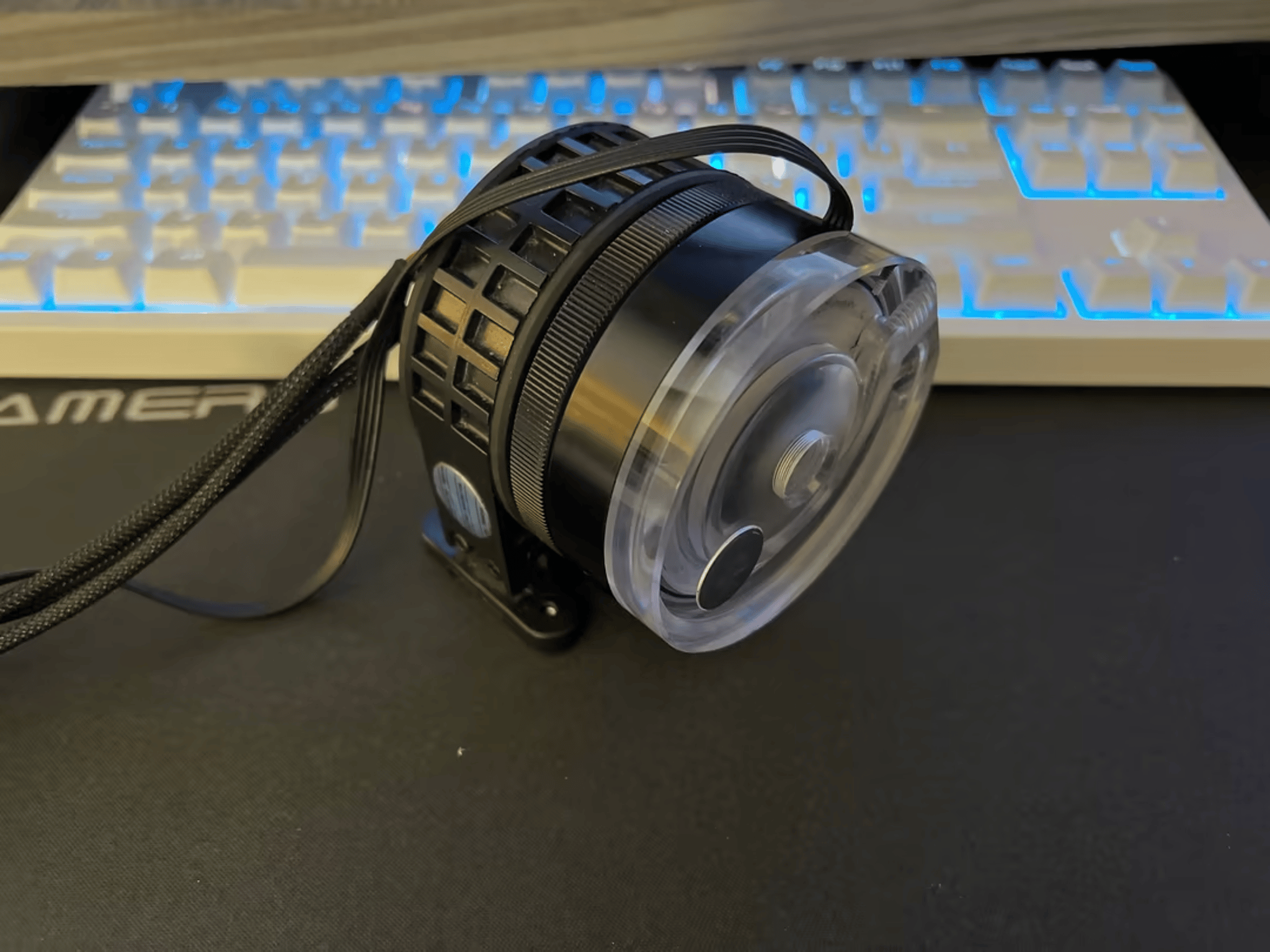 EK-XTOP Revo D5 RGB PWM - Plexi (incl. sl. pump)