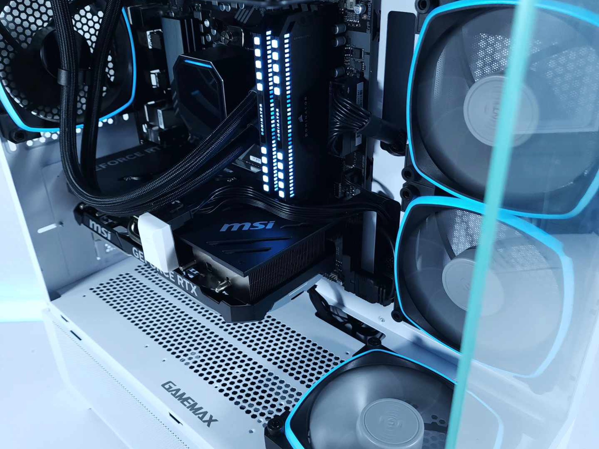 💙💙RTX 4070Ti || Ryzen 7 7700X || 2TB NVMe SSD || 32GB DDR5* || 1440p Gaming PC
