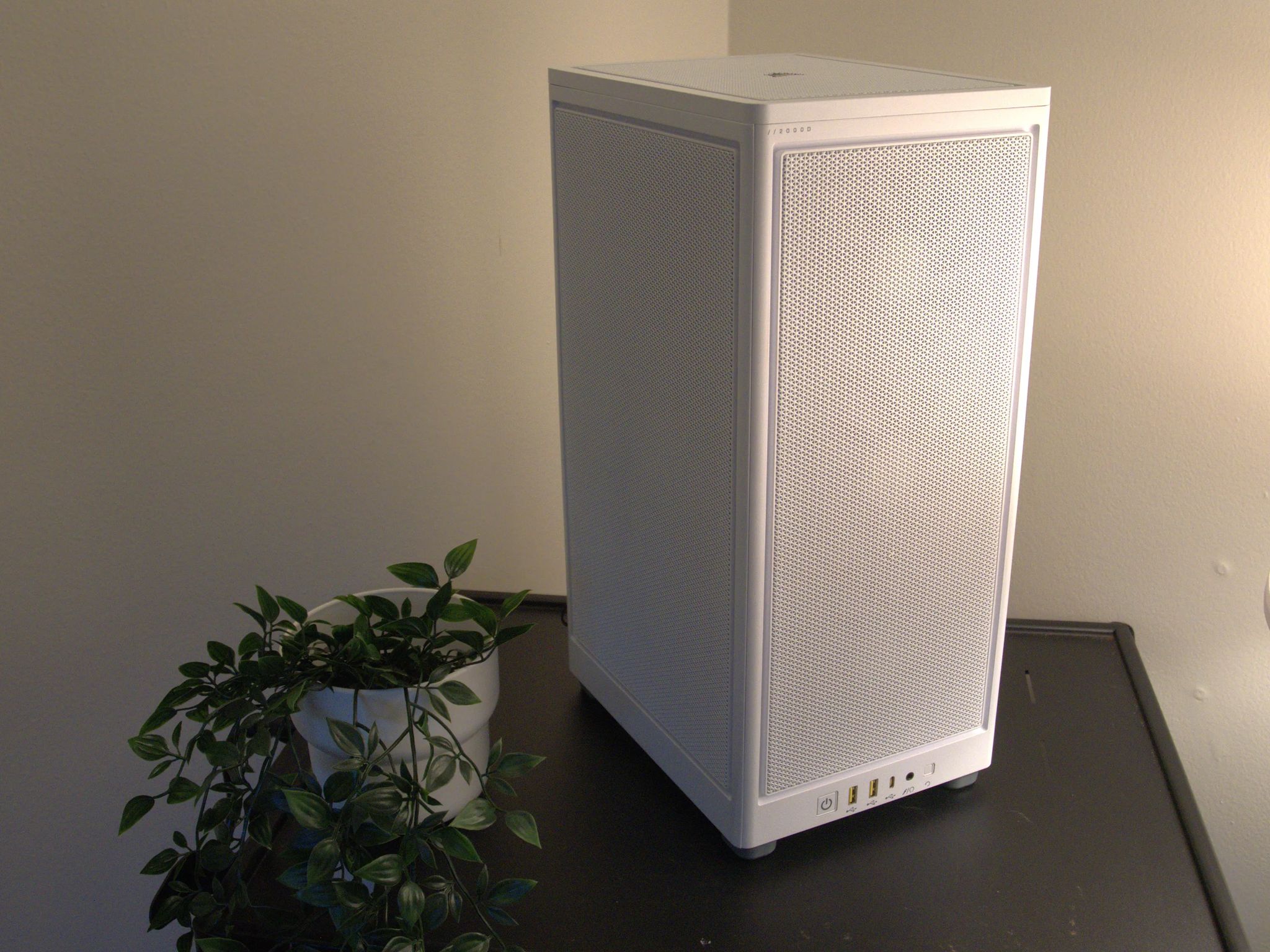 ⚡⚡Sleek & Compact Gaming PC INTEL 12600KF AMD 7700XT 32GB DDR5 ⚡⚡