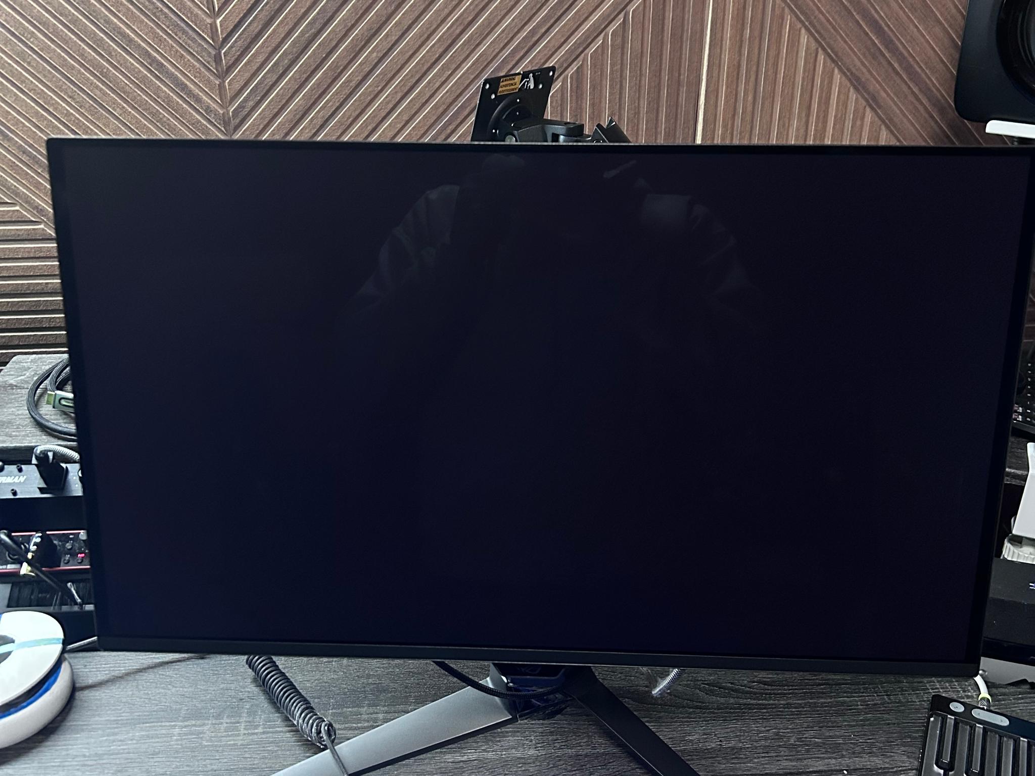 ASUS ROG QD-OLED 27" 4K (3840x2160) 240Hz Gaming Monitor PG27UCDM