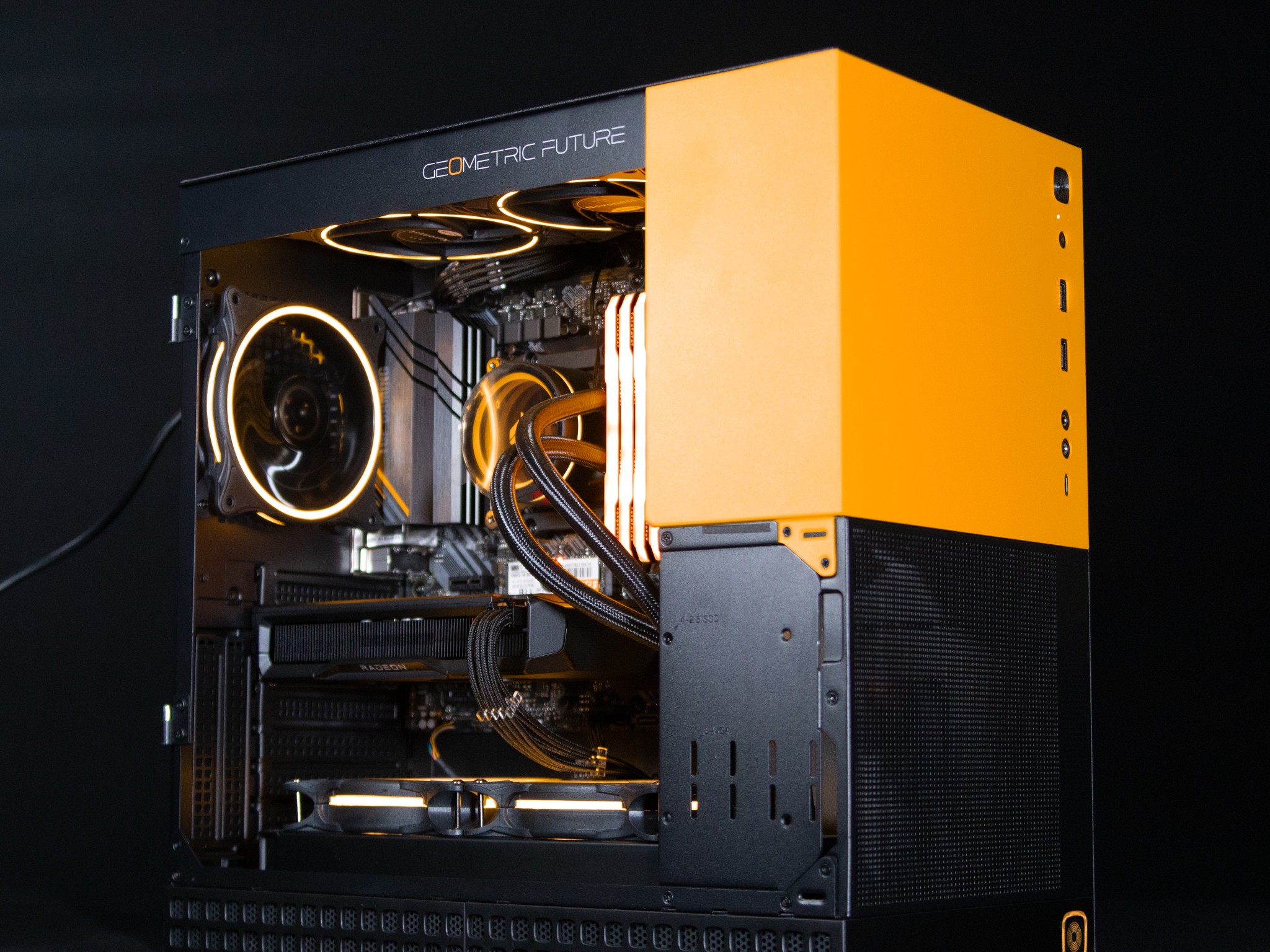 S Fox Duster RX 7600 32GB Windows 11 Ryzen 5700 1TB Gaming PC