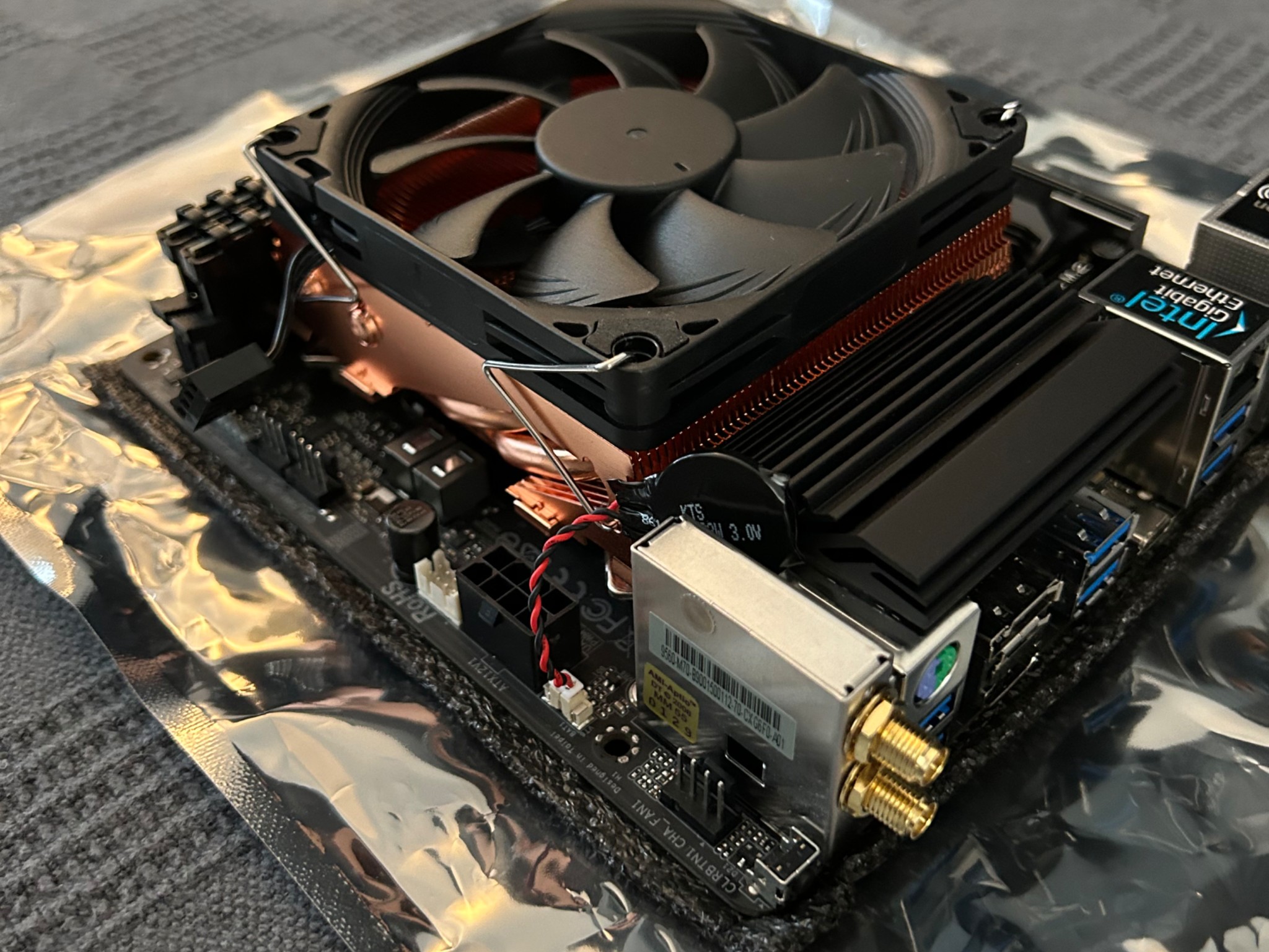 Mini ITX Bundle - Z390, i7 9700F, 32GB RAM, CryoRig C7 Cu Edition