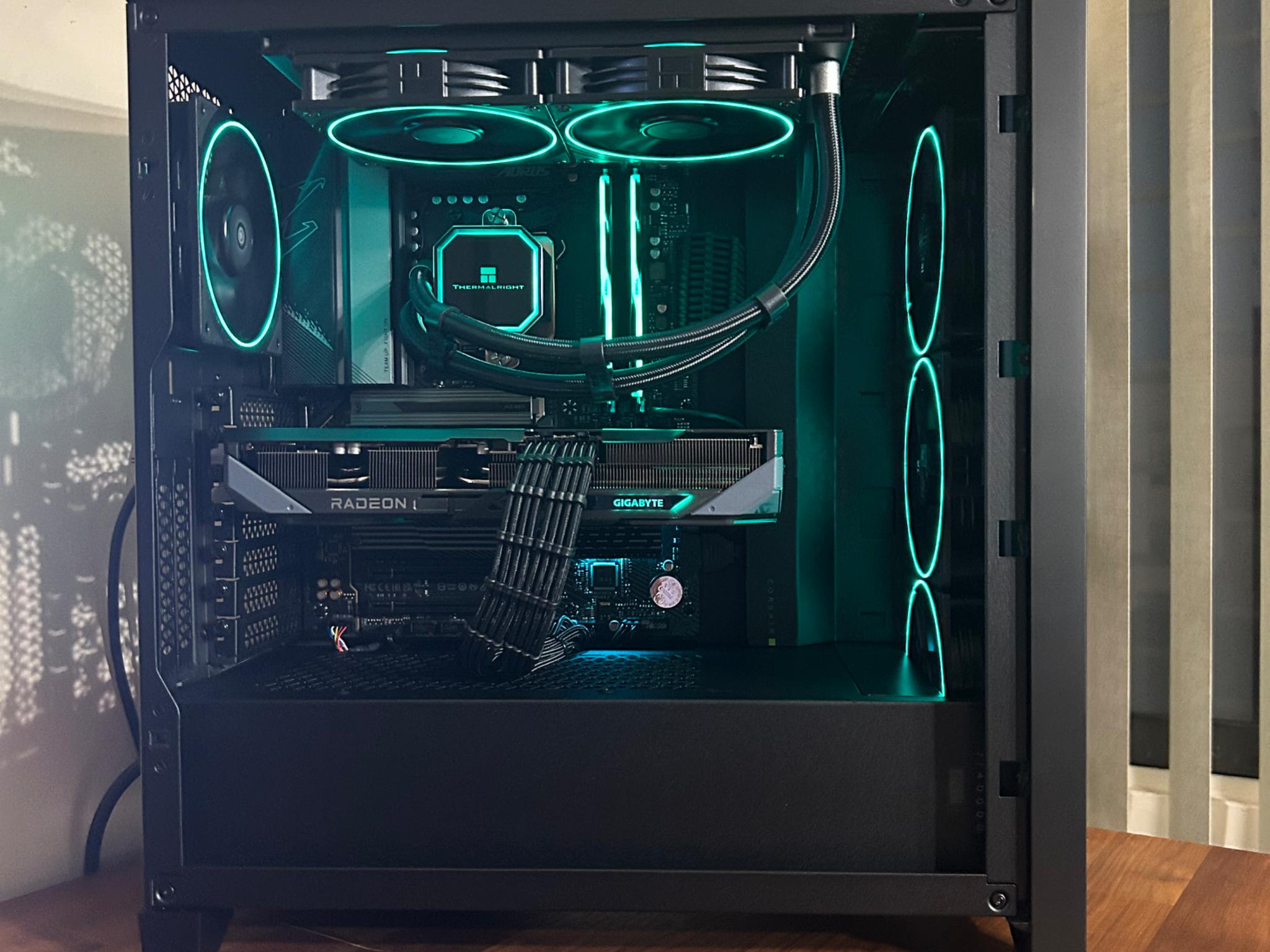 RX 9070 16GB | Ryzen 7 7700X | 32GB DDR5 6000 MT/s | 1TB SSD | The Shadow Operator RX