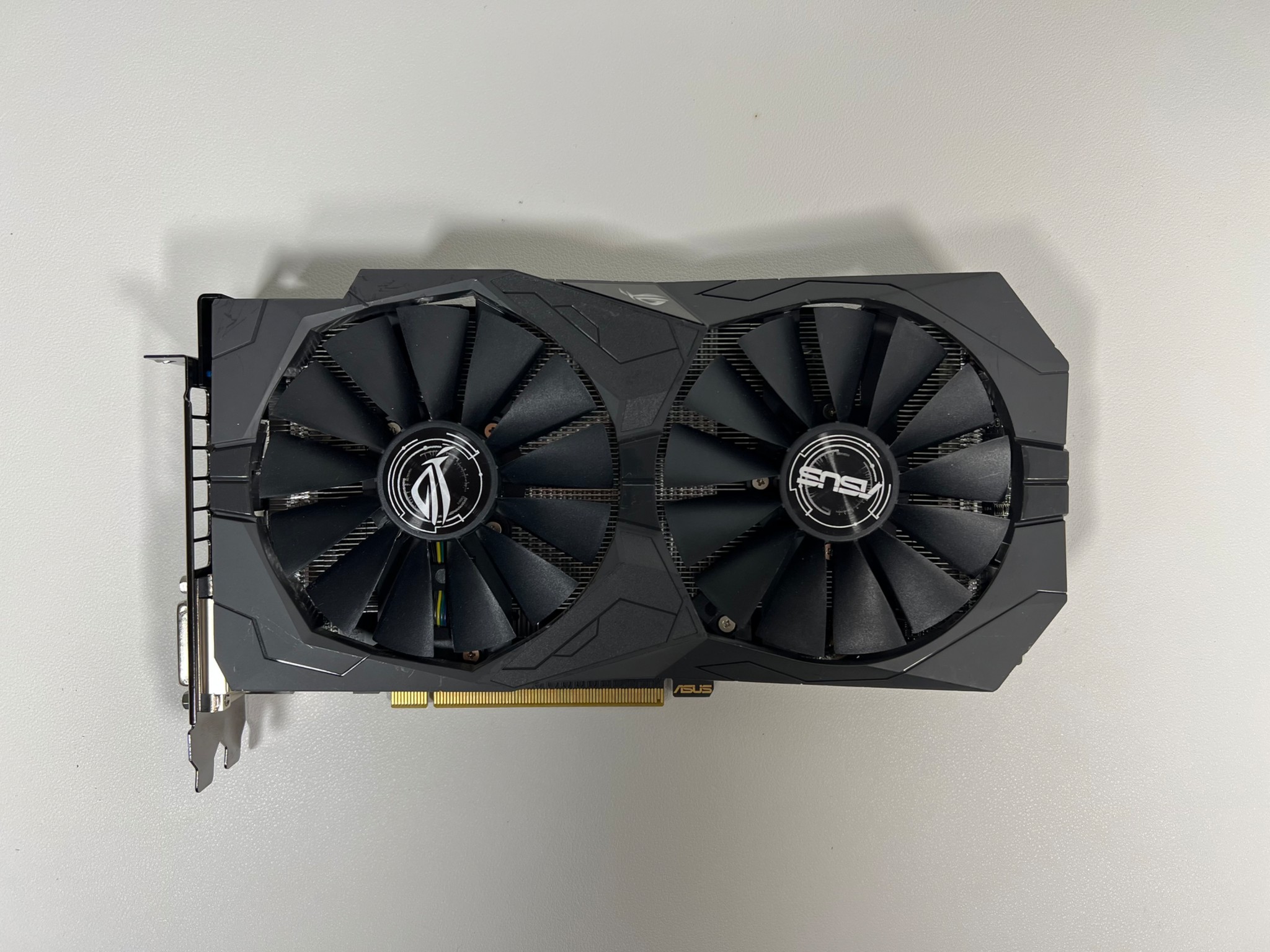 ASUS ROG Strix RX 570