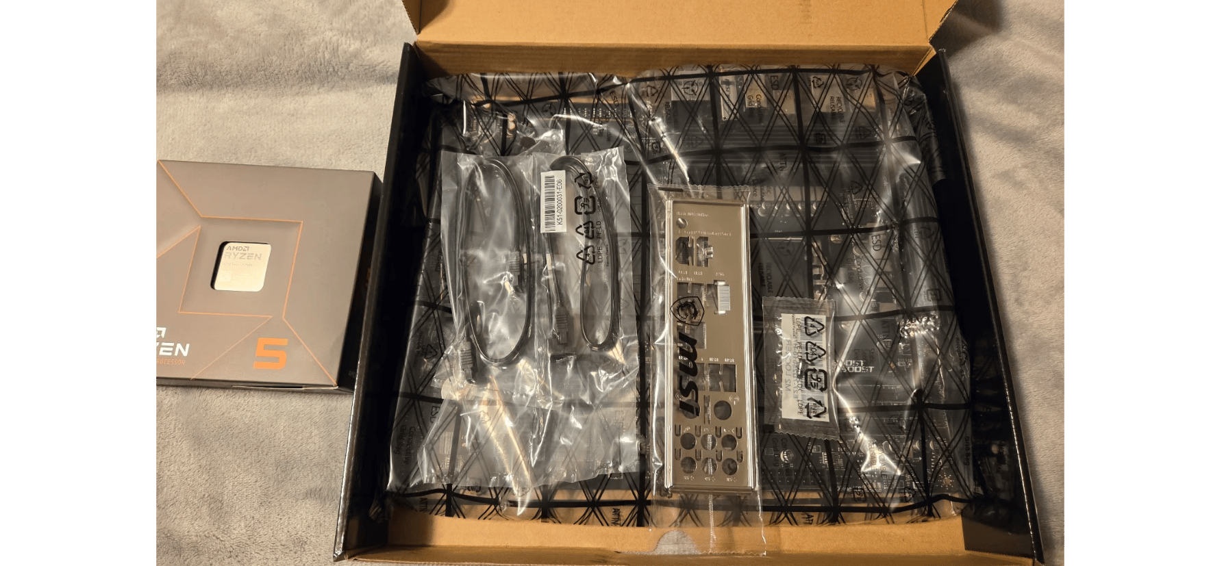 New Ryzen 5 7600x MSI PRO B650-S WiFi Motherboard