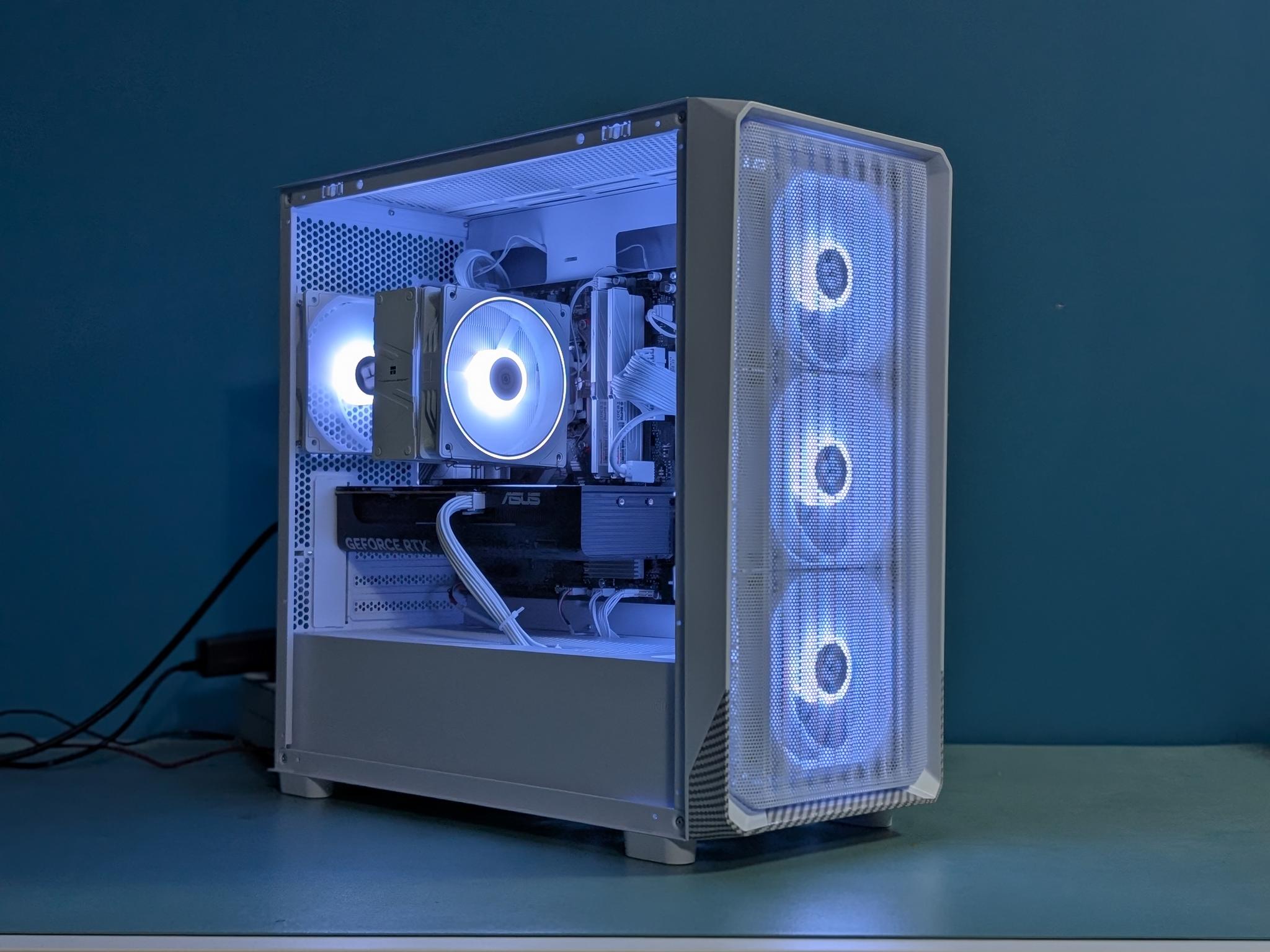 Pristine White Gaming Rig – RTX 5060 & Ryzen 5 8400F (Brand New / ARGB Custom)