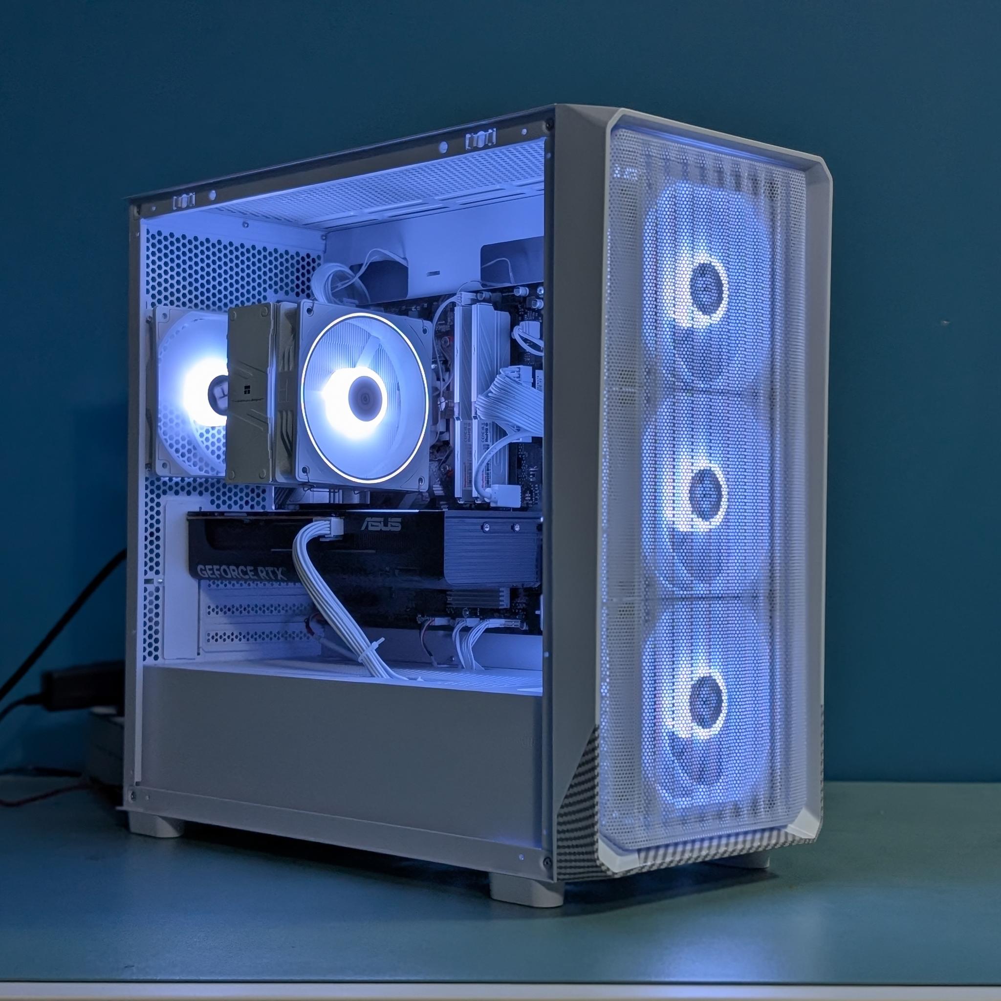 Pristine White Gaming Rig – RTX 5060 & Ryzen 5 8400F (Brand New / ARGB Custom)