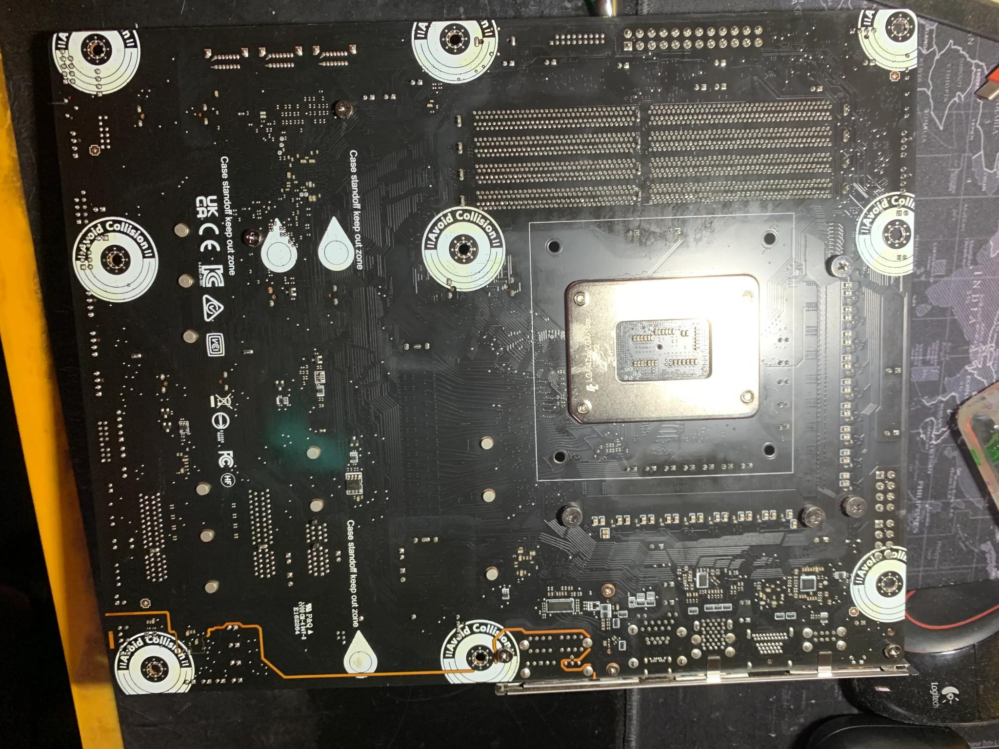 MSI MEG Z690