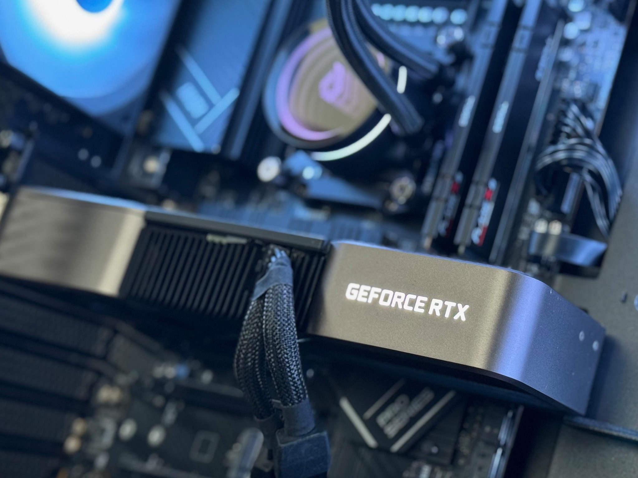 🌪️FOUNDER |1440p Gaming PC: RTX 3080 FE 10GB, Ryzen 5 7600x, 32GB DDR5 RAM, 1TB M.2 SSD w/ WIFI