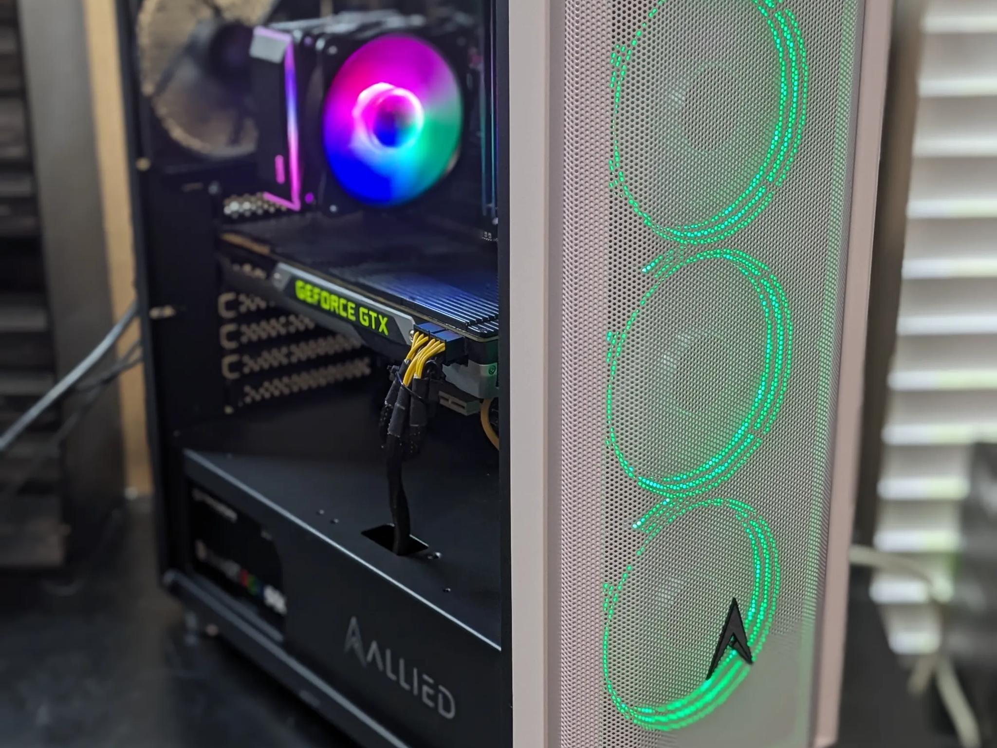 100 FPS Fortnite | 180 Day Warranty | Xeon (same as i7), 16GB RAM, 512GB SSD, GTX 980, Win10, WiFi