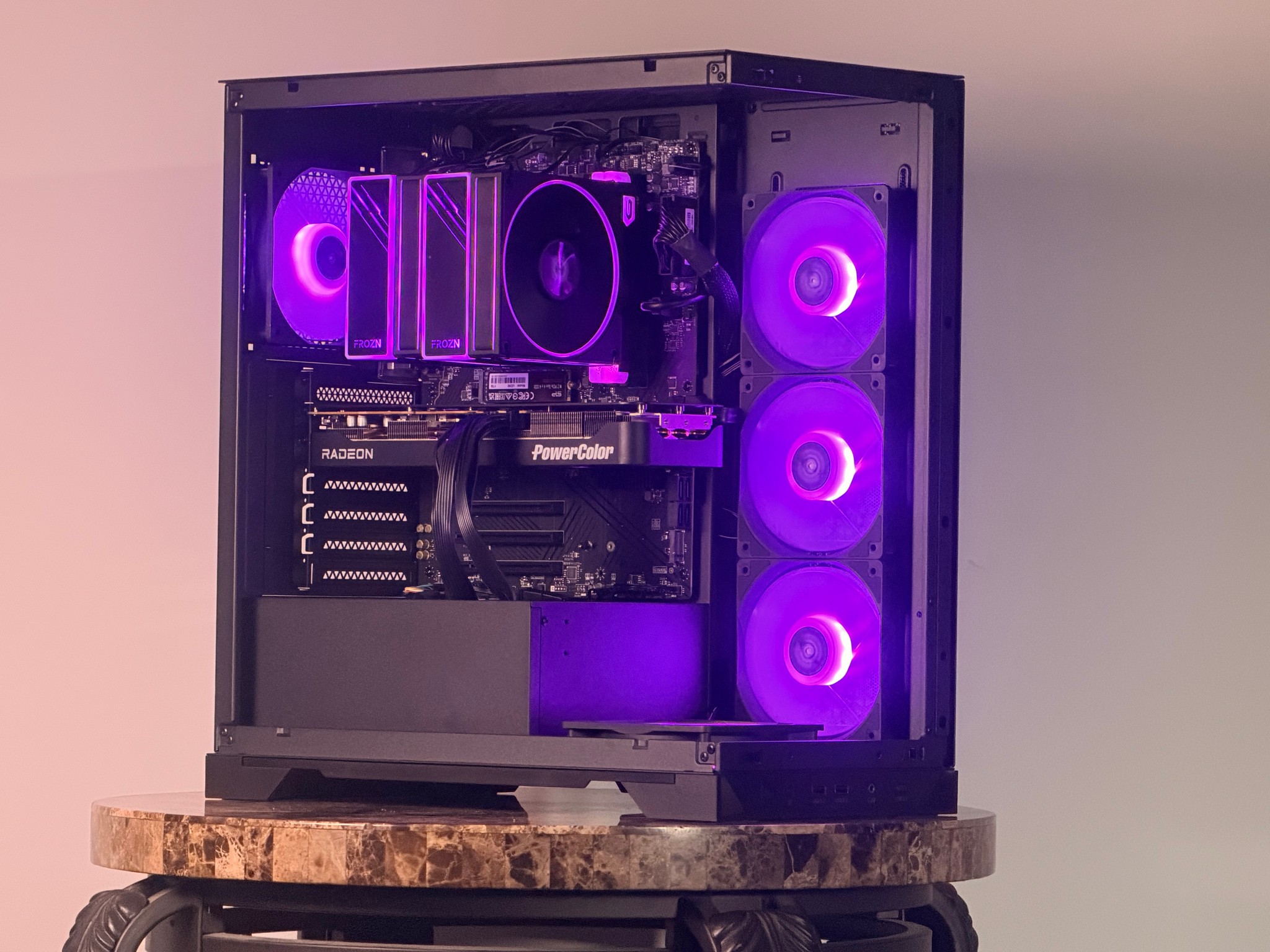 FREE SHIPPING 🖤 🌈 Black RGB Gaming PC | RX 9070 16 GB | Ryzen 5 7600x | 1TB SSD | 32 GB DDR5