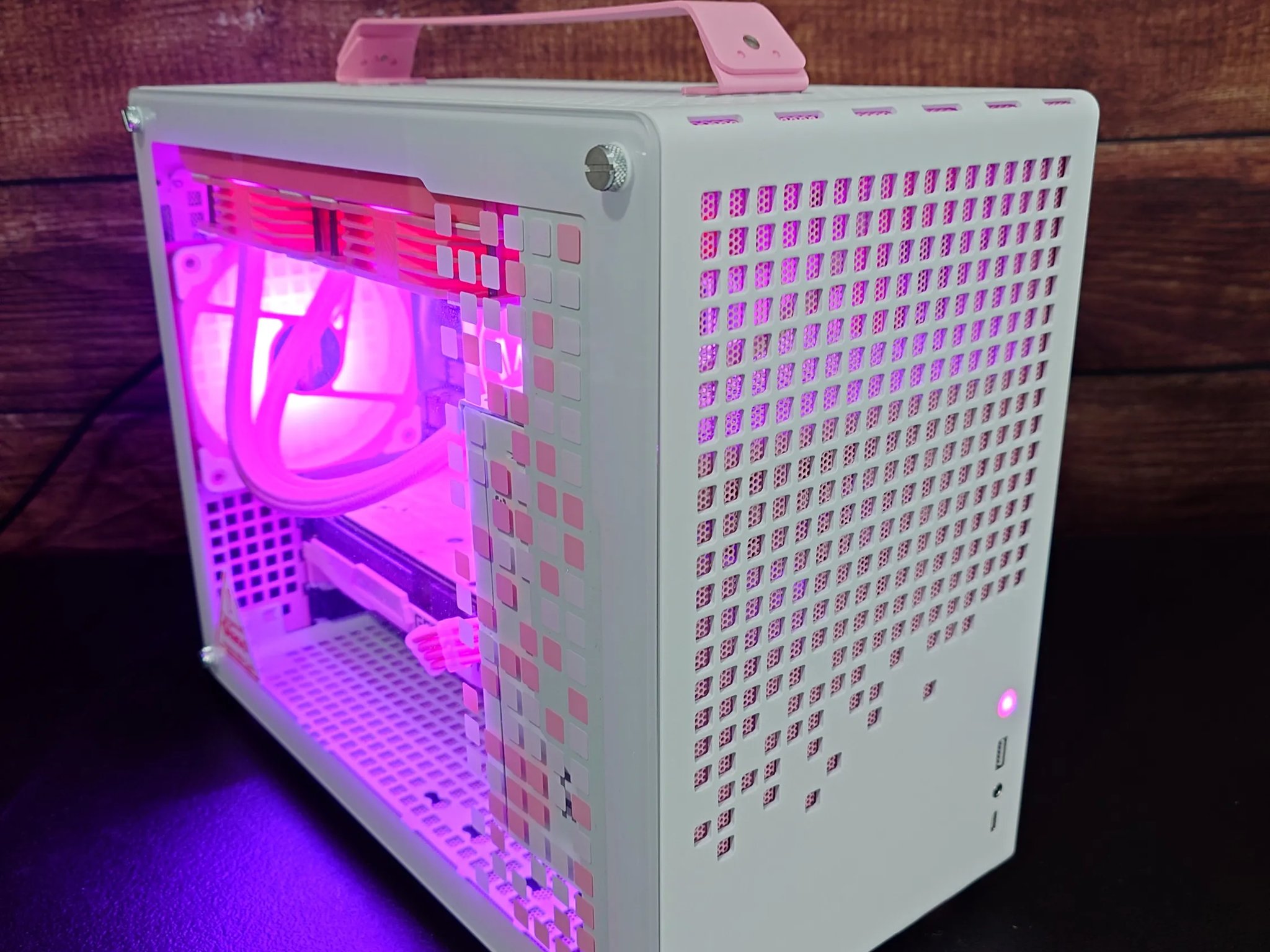 Slay 👑💅: Pink/White 1080P+ Gaming PC - i5 12400 / RTX 3060 12GB / 32GB DDR5 / 1TB NVME