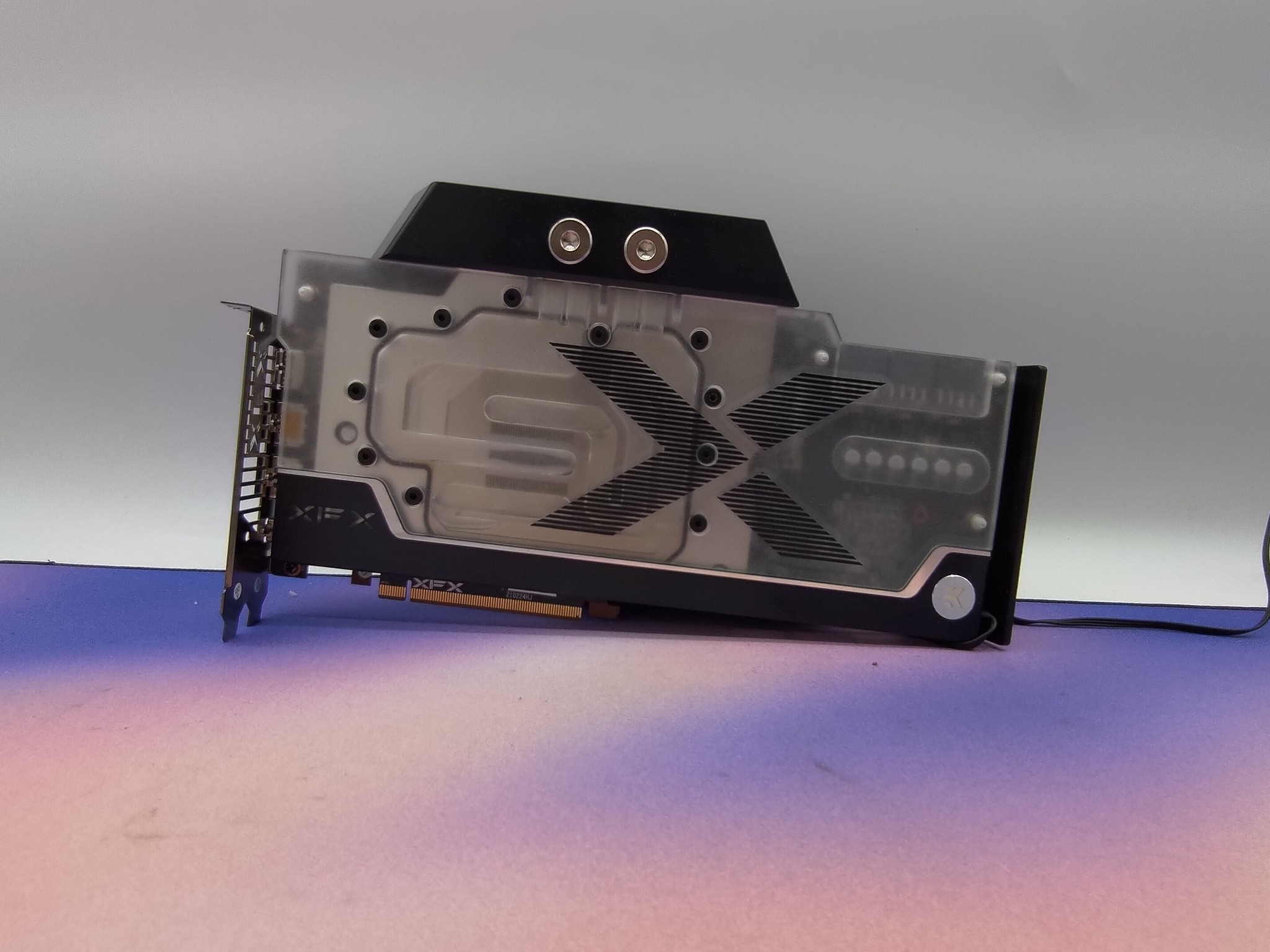 XFX RX 6900XT Speedster Zero WB