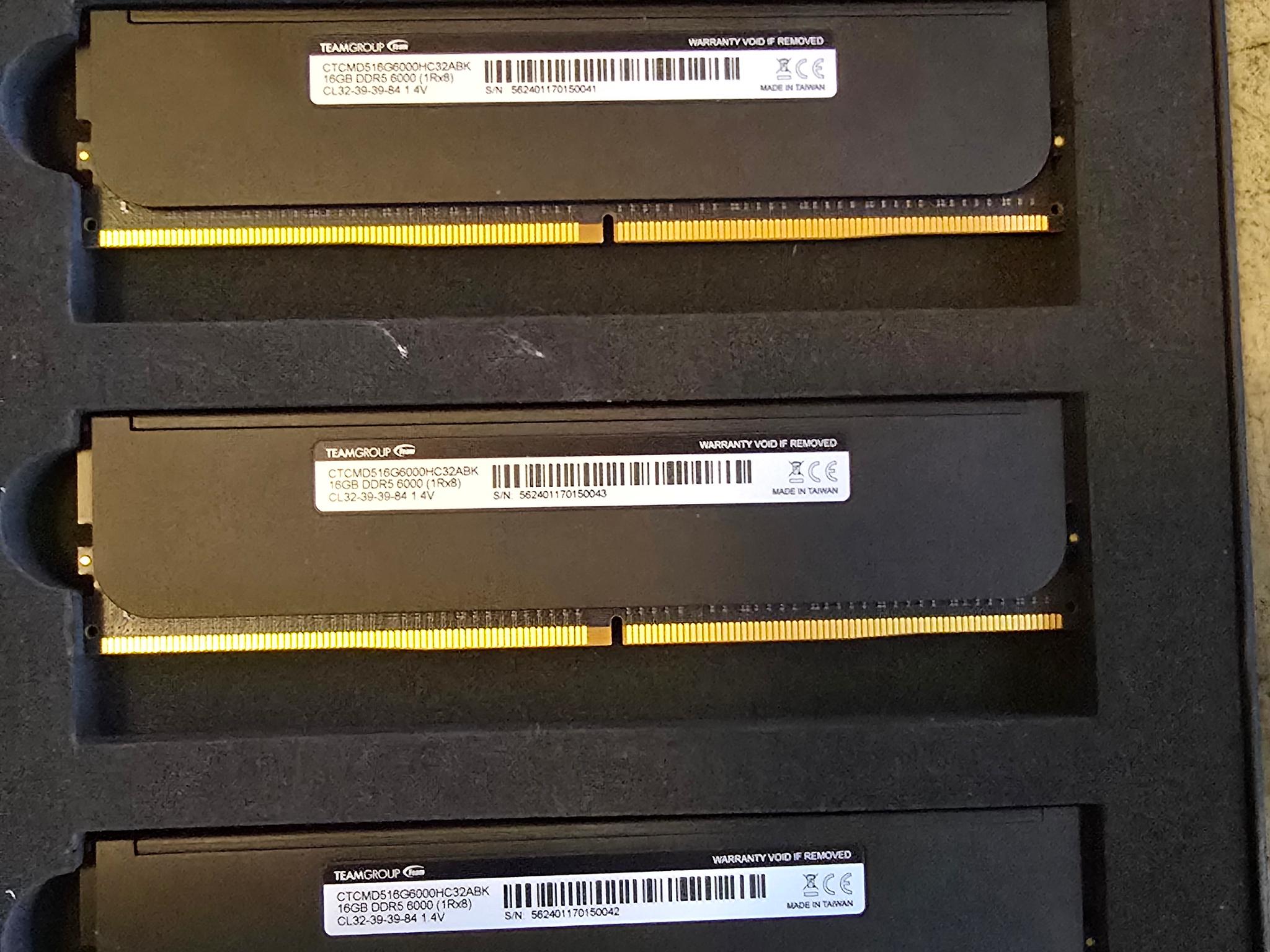 AMD threadripper 7960X plus 64GB DDR5 6000 ECC RAM and RTX 4080 Super Pro Art