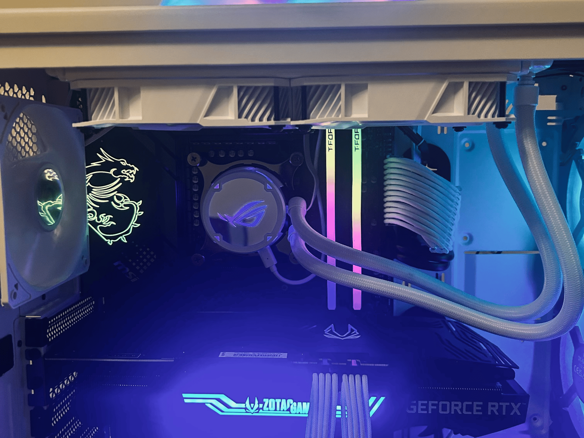 White Claw 🗡️| Rtx 3080 10GB, I7-12700kf High-End Gaming PC