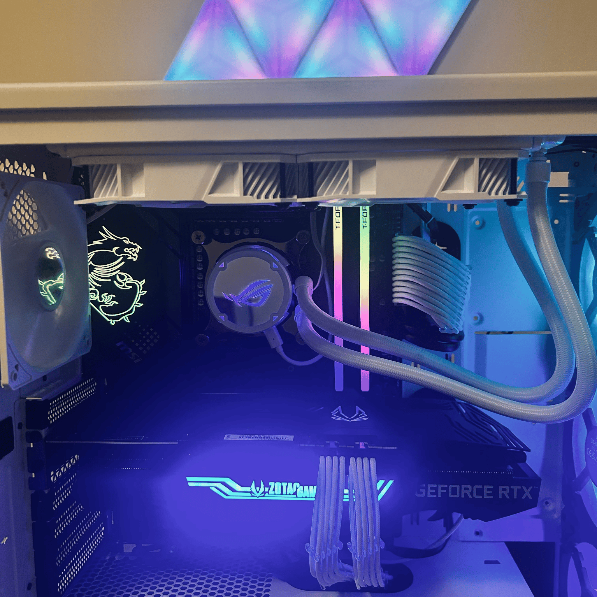 White Claw 🗡️| Rtx 3080 10GB, I7-12700kf High-End Gaming PC