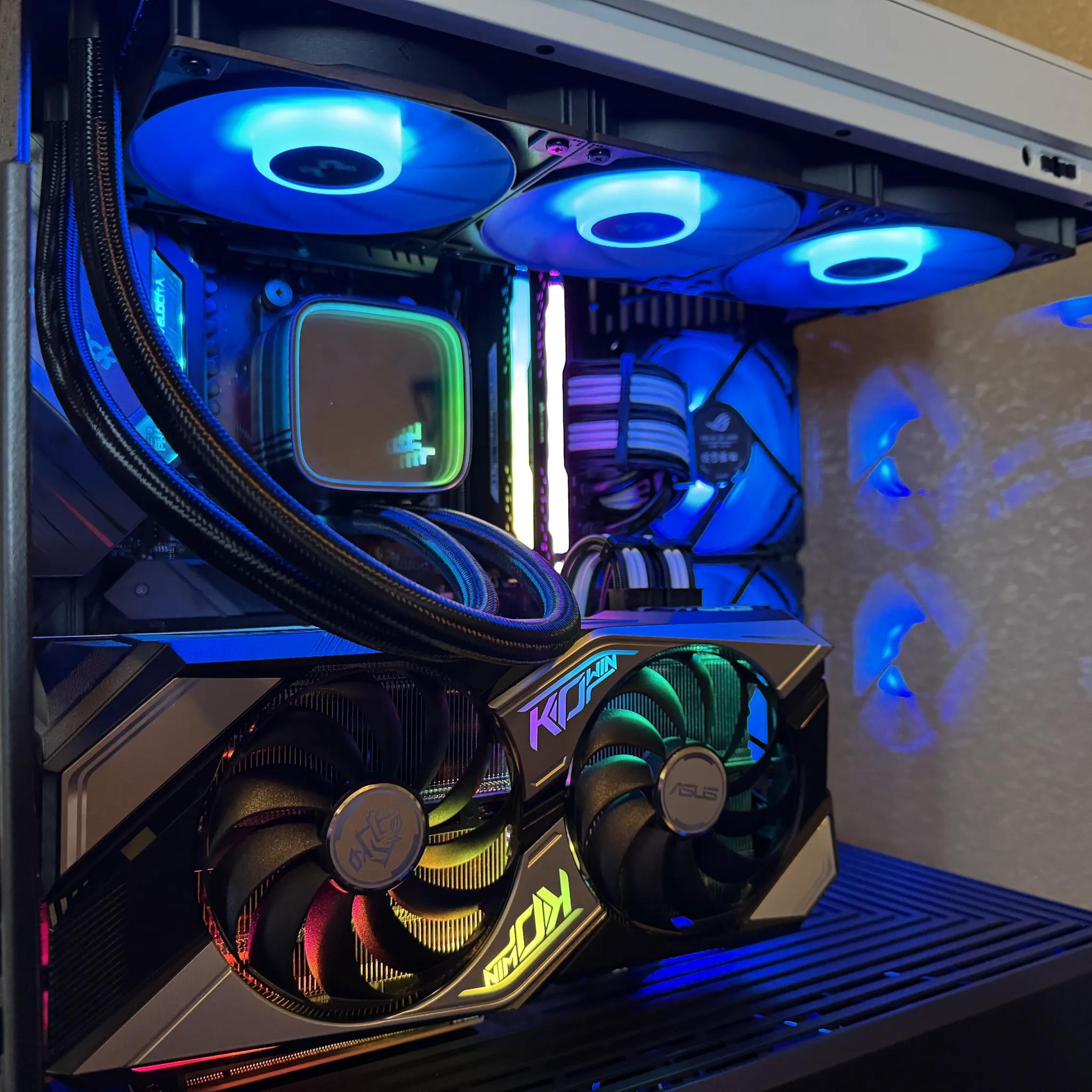 Ryzen 7 5700X | RTX 3070 | 32GB RAM | 2TB M.2 NVME SSD