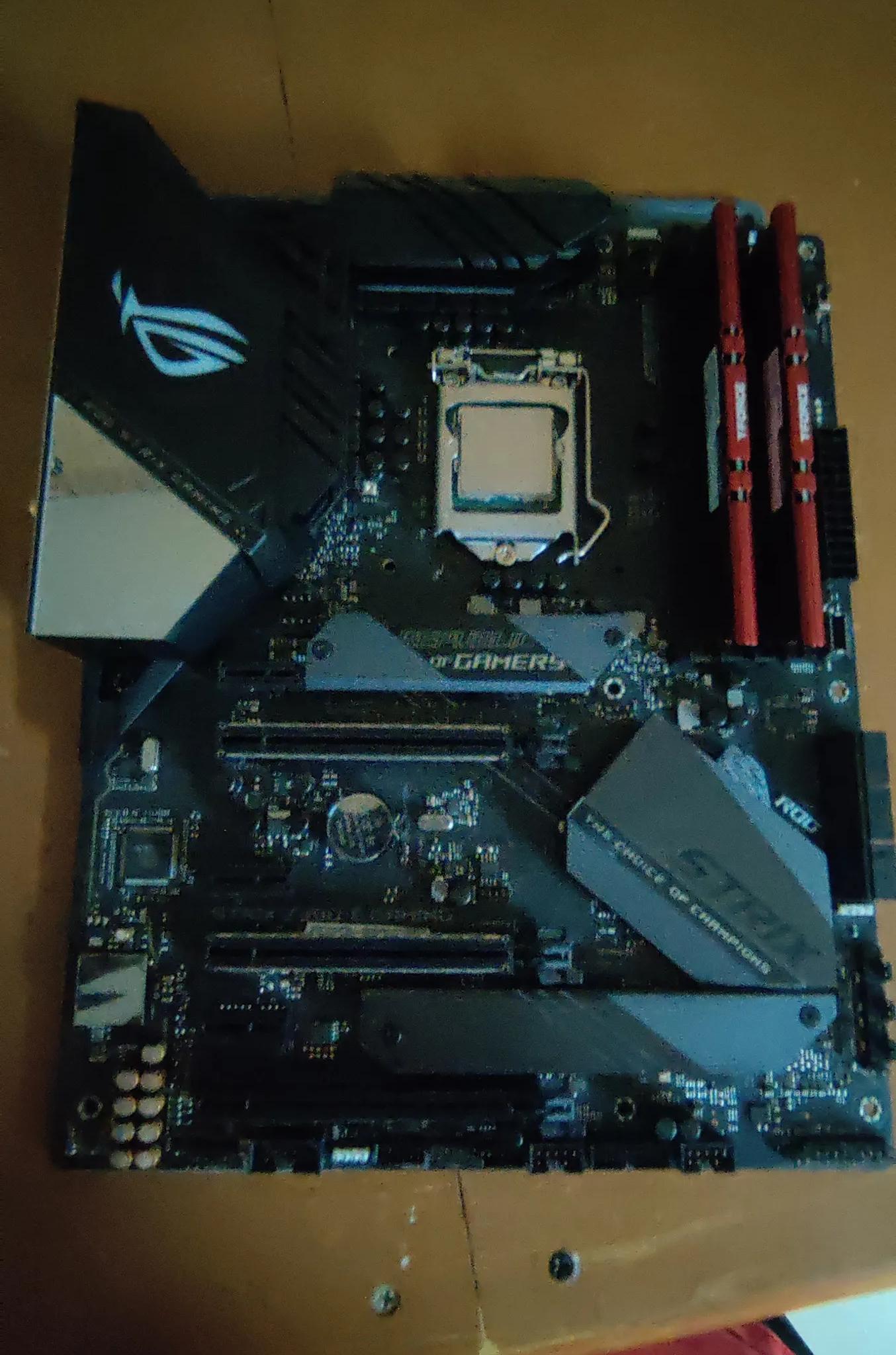 Asus Strix Z390 Combo