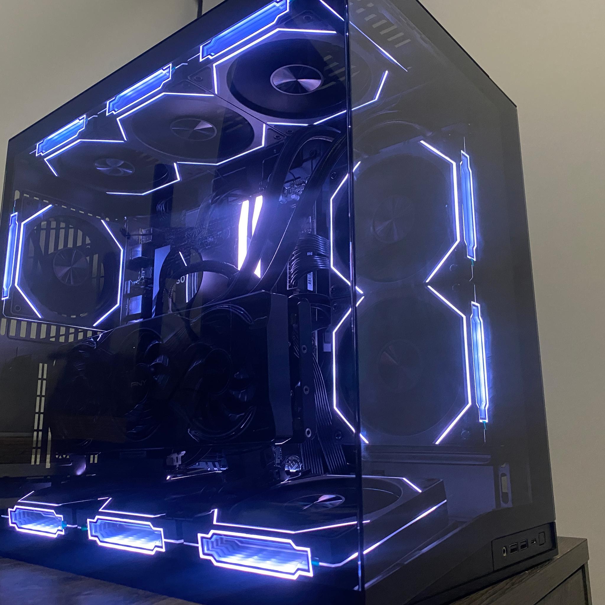 Gaming Pc-RTX 5070| Ryzen 5 9600x | 32gb DDR5 RAM| 1TB SSD