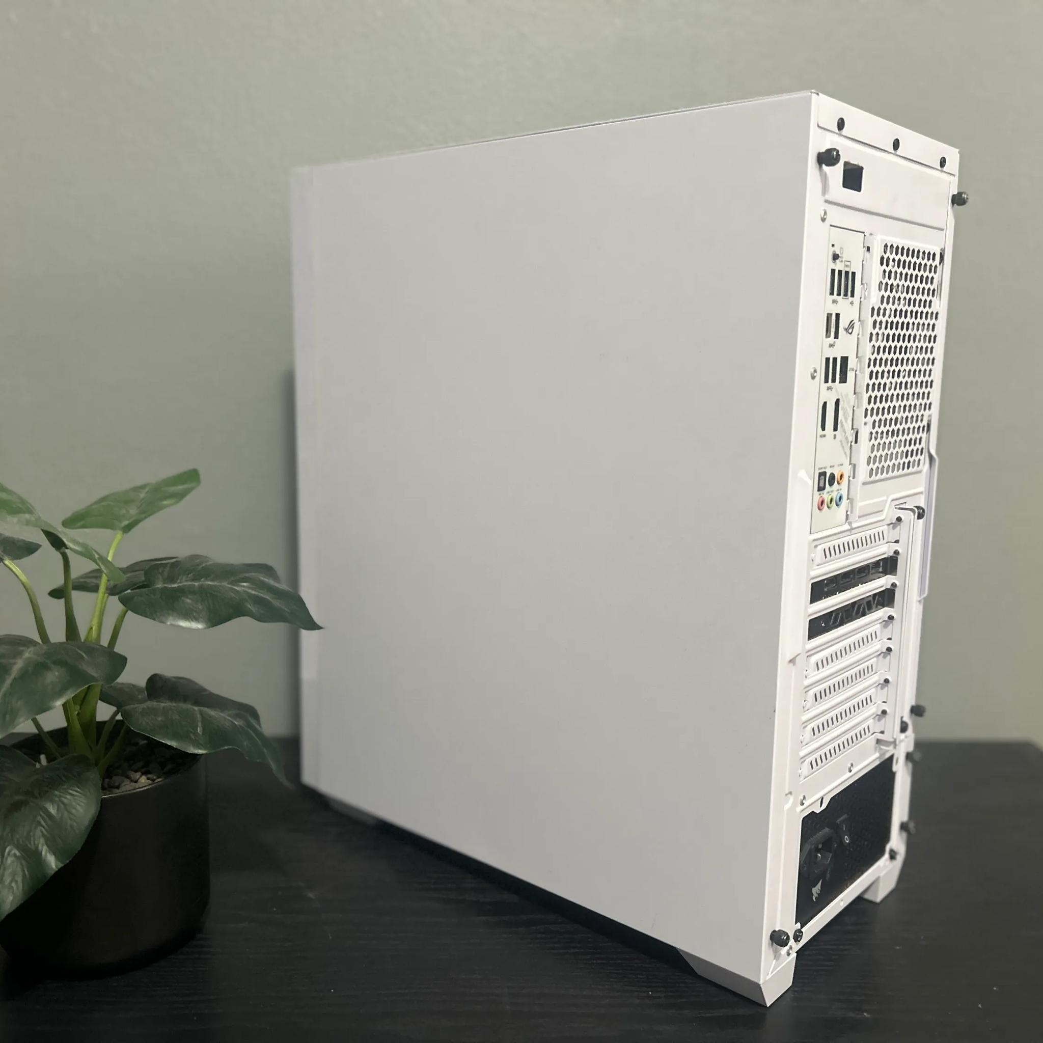 RGB 1440P Gaming Machine: RTX 4070 Super: Ryzen 7 5800X: 1TB : 16GB RAM