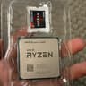 AMD RYZEN 5 5600 includes fan