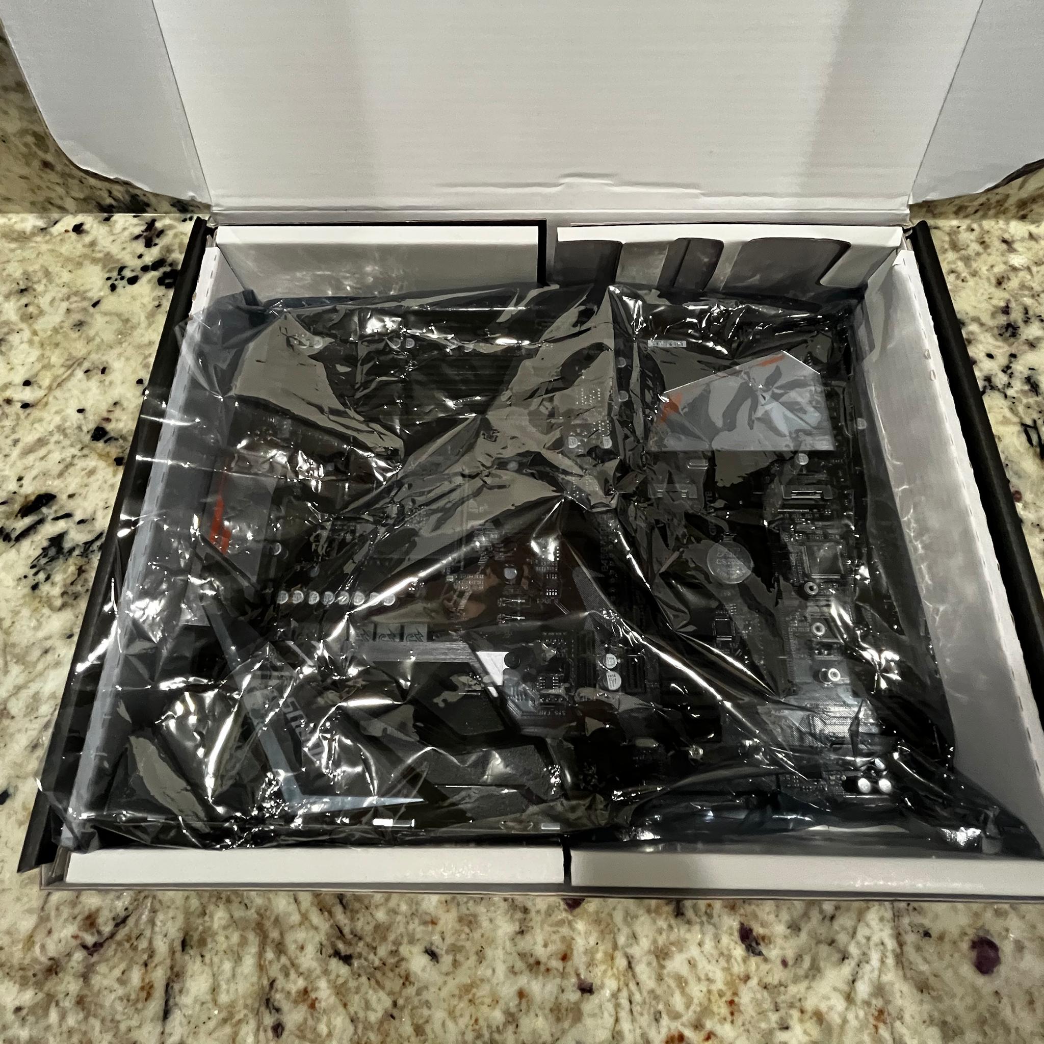 Gigabyte B450 AORUS ELITE ATX AM4 Motherboard