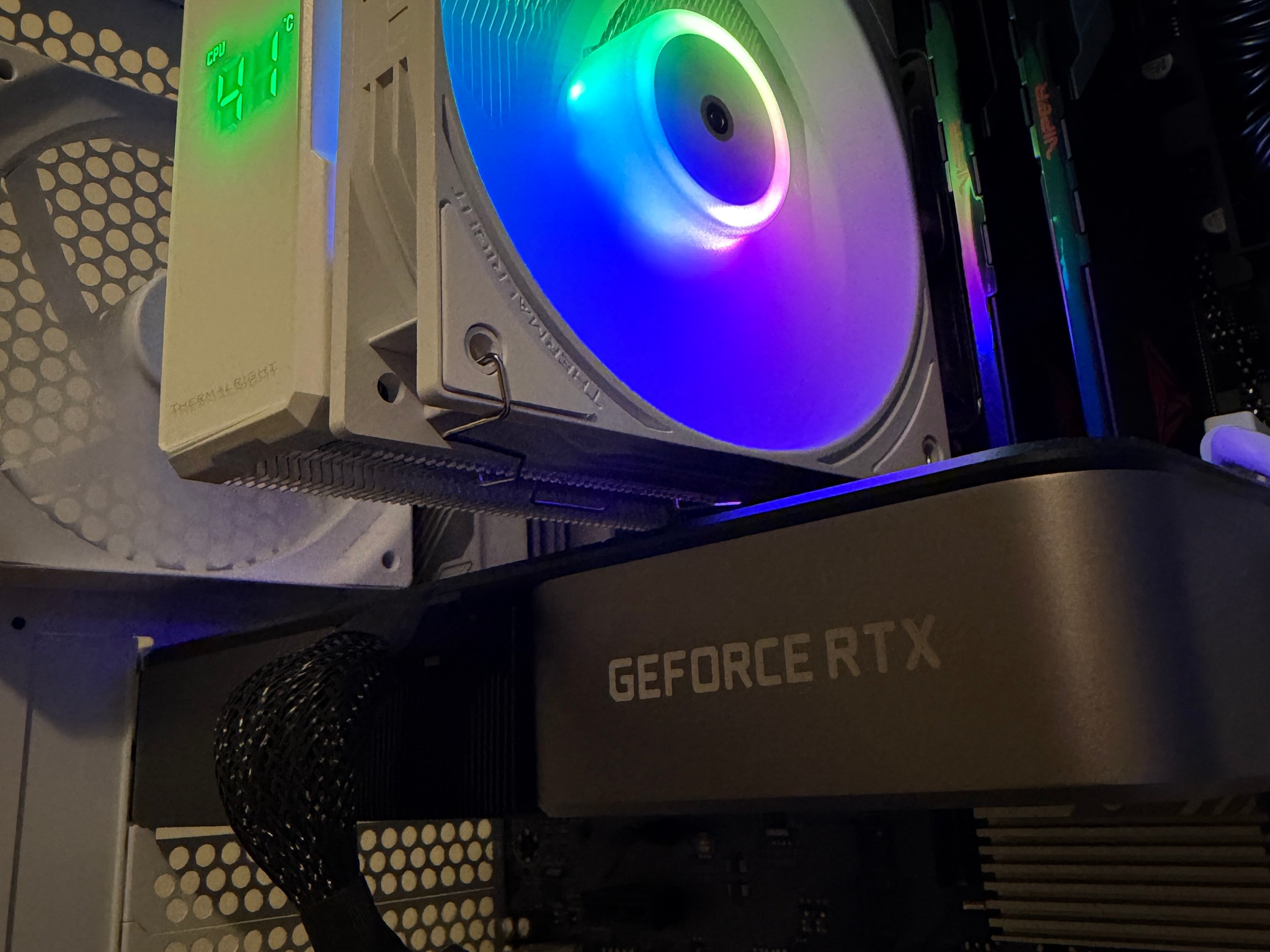 Nvidia 3070 - 7600X - 32GB RAM - NZXT H5 - Whiteout gaming pc