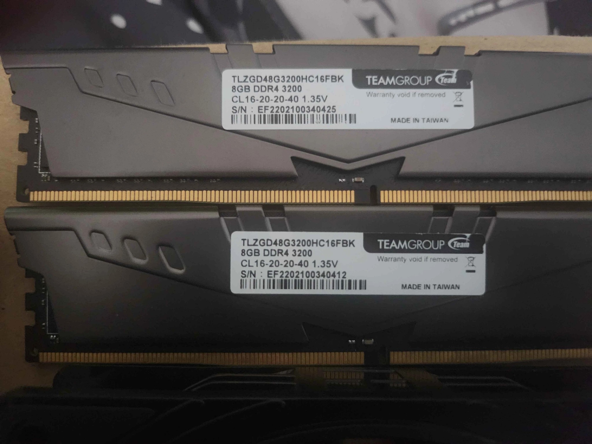 Z690 ASRock PG Riptide D4 with CPU Cooler and Ram