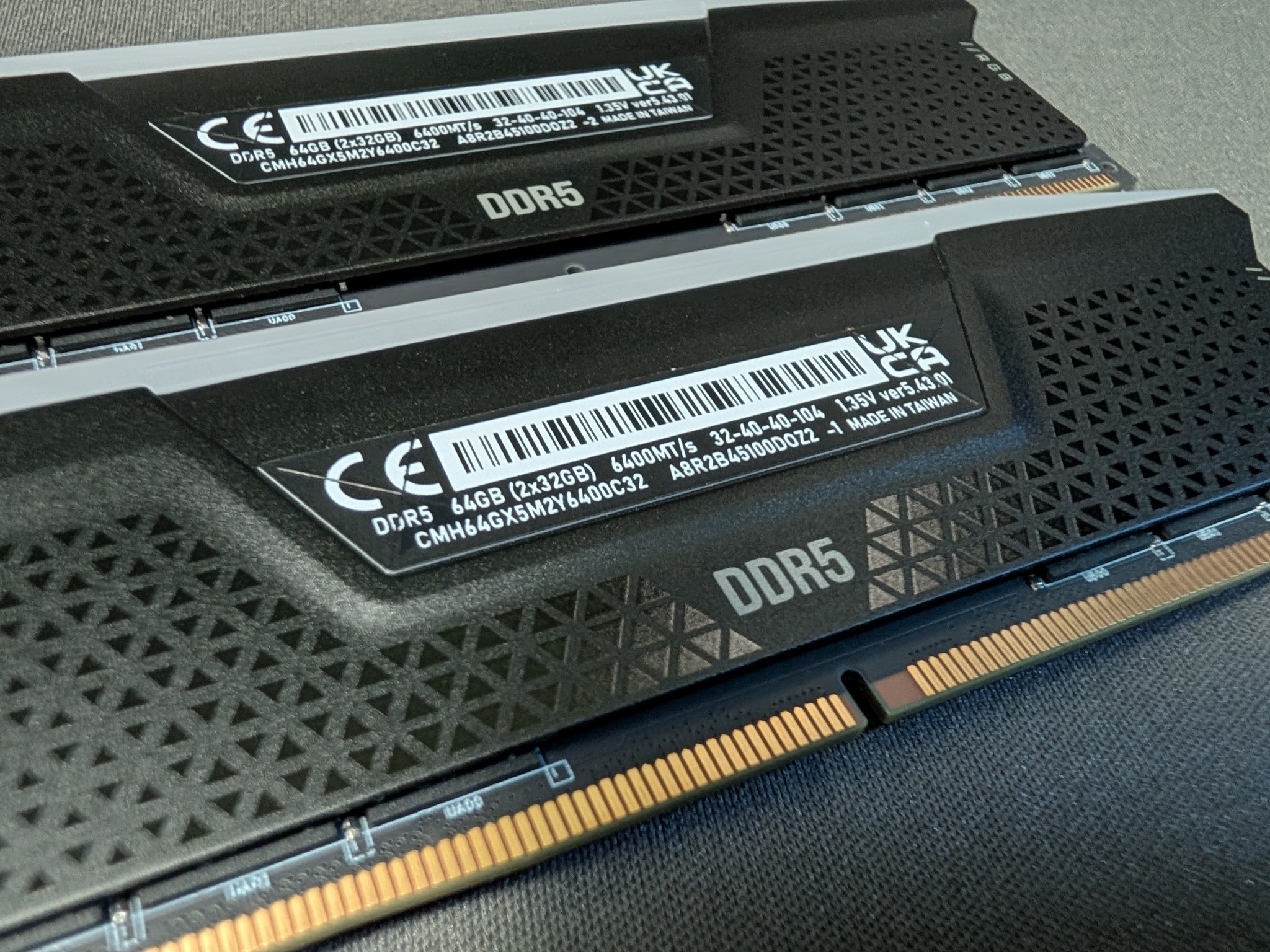 Corsair Vengeance RGB 64GB (2x32GB) DDR5 6400 RAM