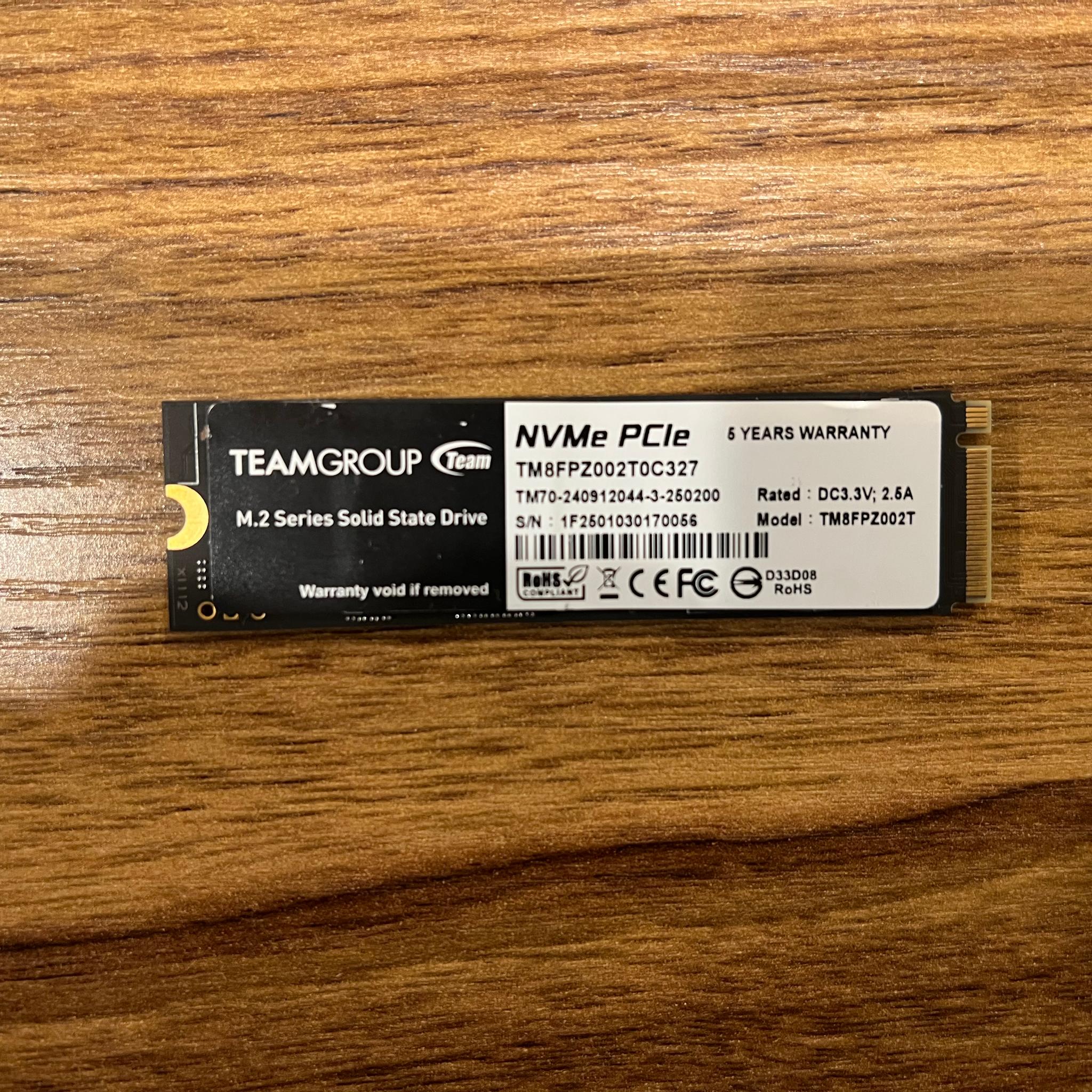 2TB NVMe PCIe Gen 4.0x4 SSD TeamGroup Cardea Graphene 3D NAND TLC