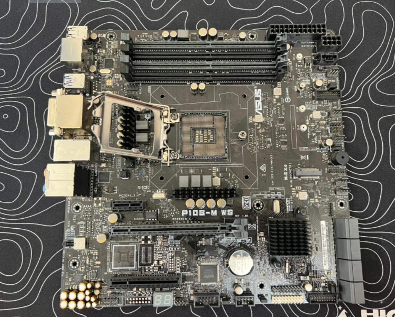 Asus P10s M WS (**Boot display but doesn't not goes to windows**)