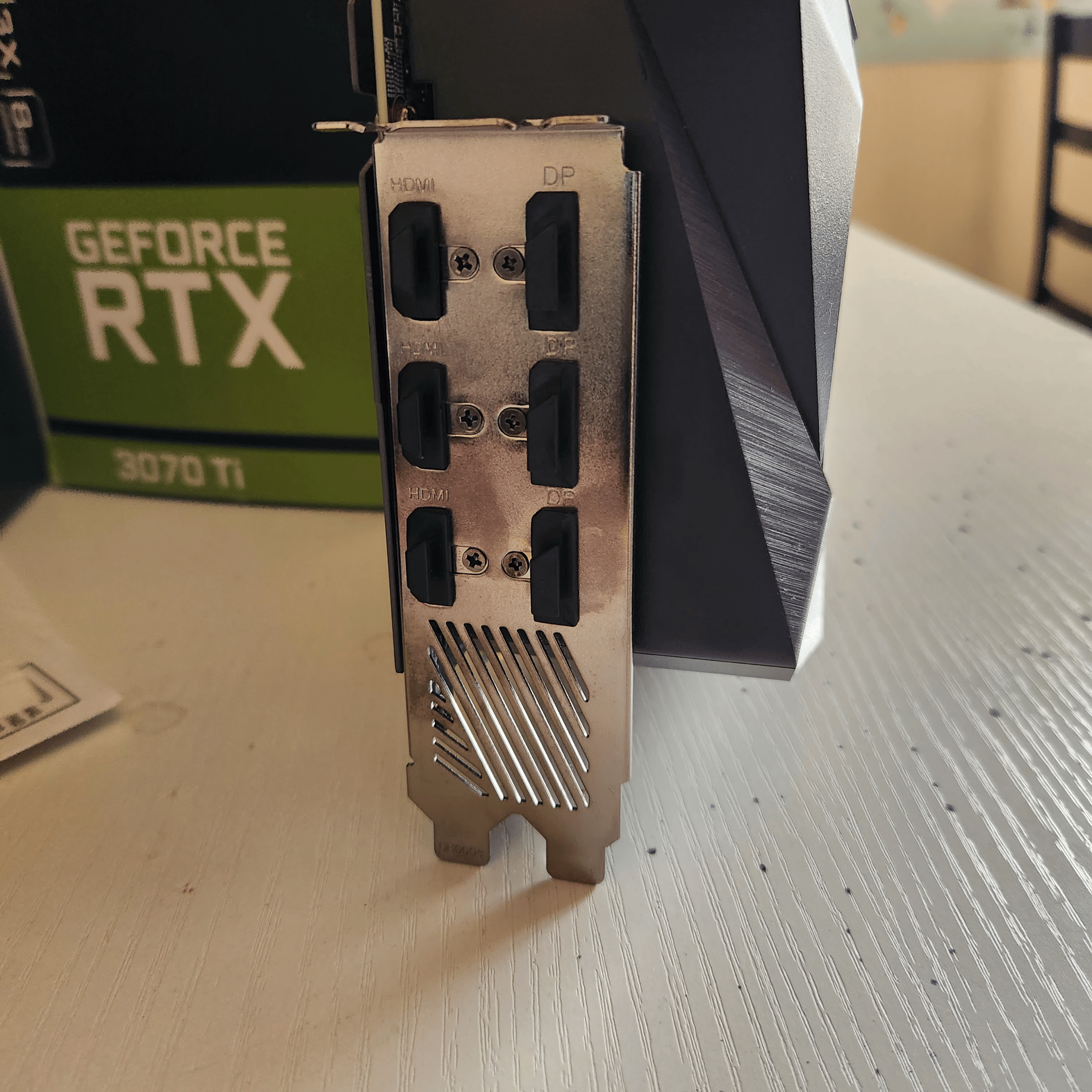Gigabyte Aorus Master RTX 3070 Ti w/ LCD